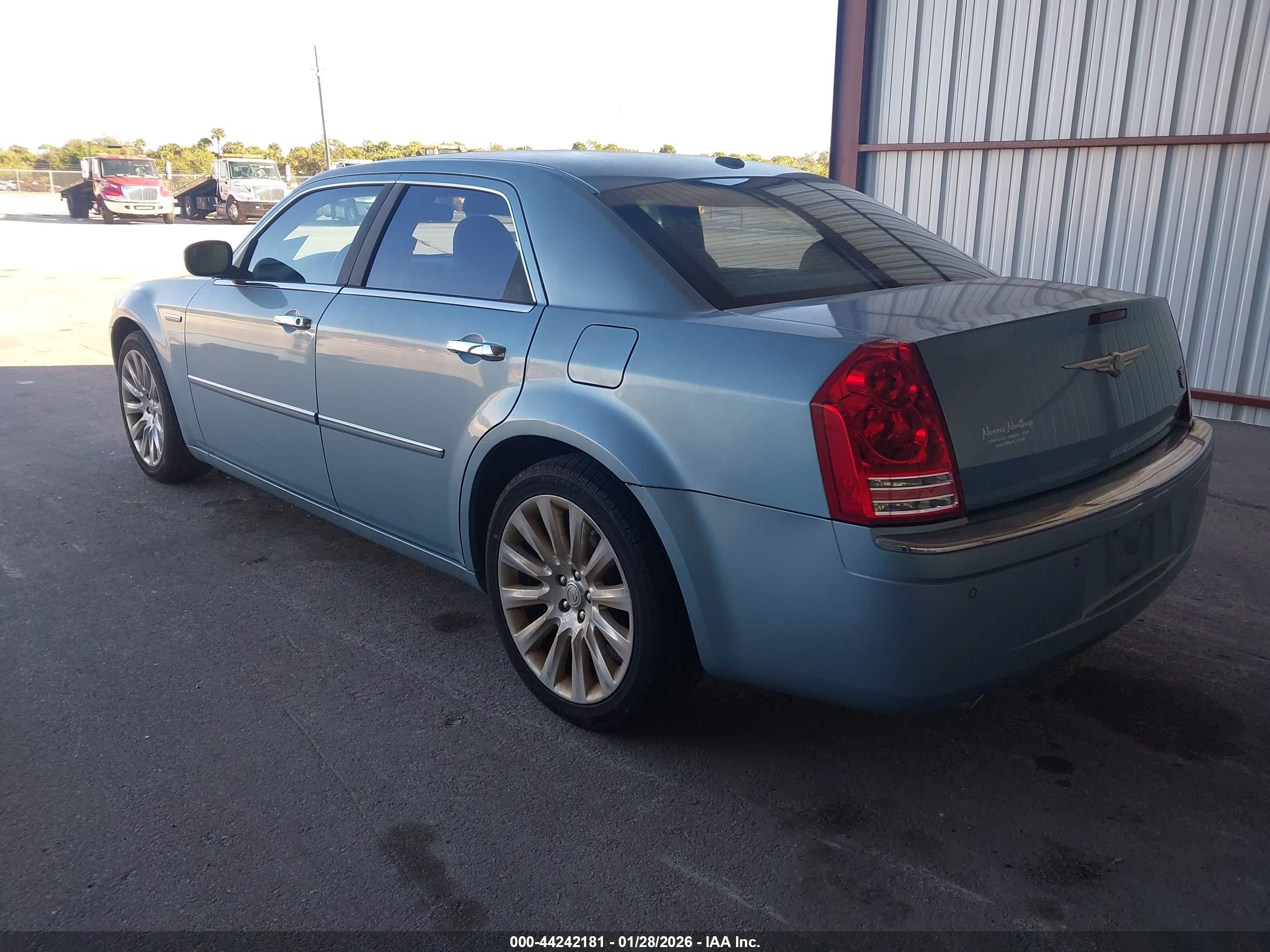 CHRYSLER 300C image 3