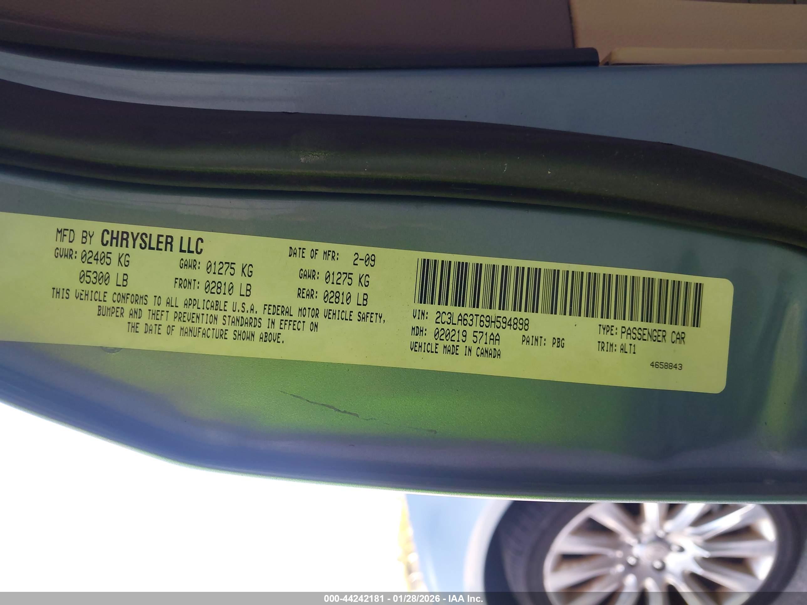 CHRYSLER 300C image 9
