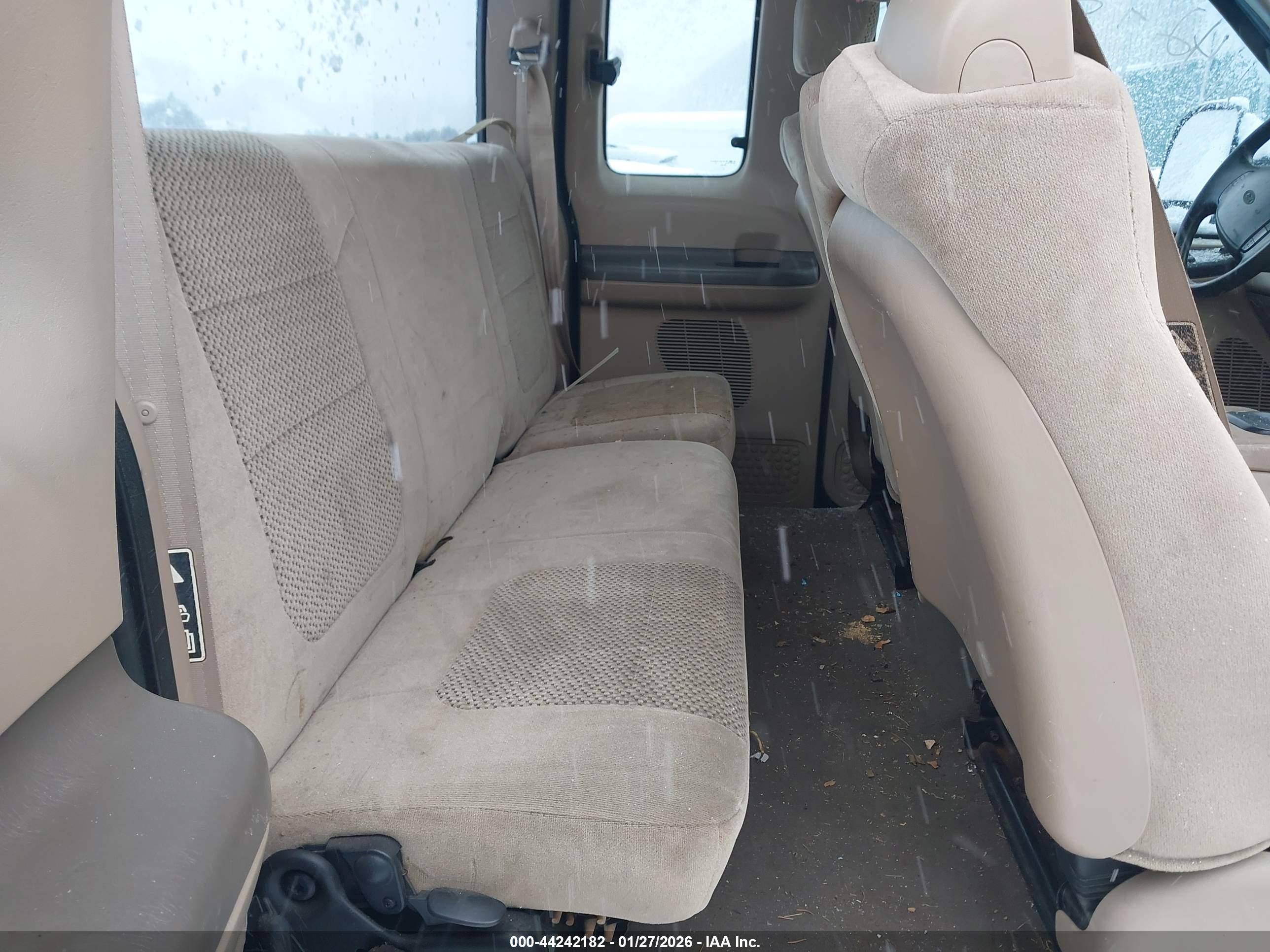 FORD F-250 image 8