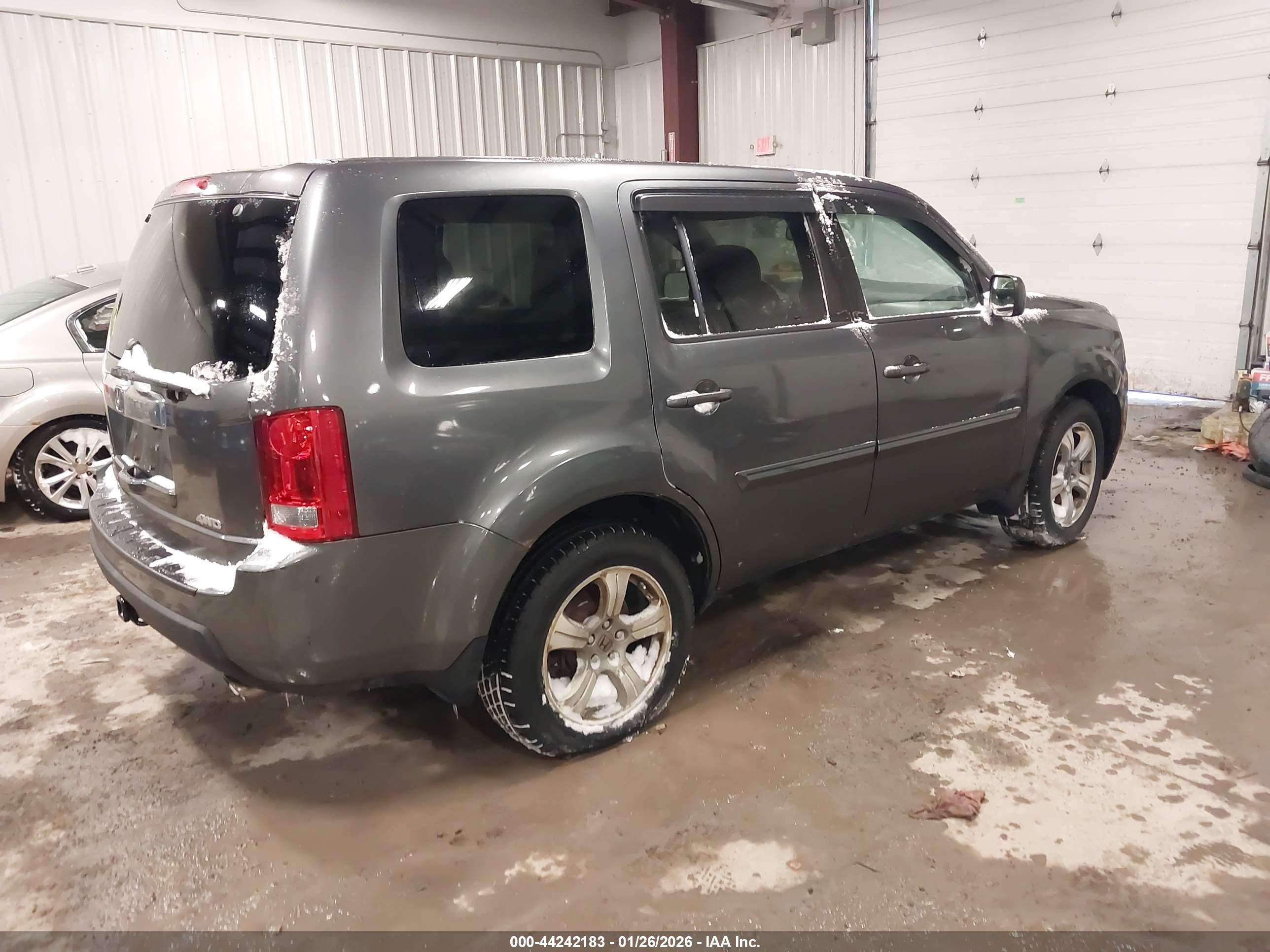 HONDA PILOT image 4