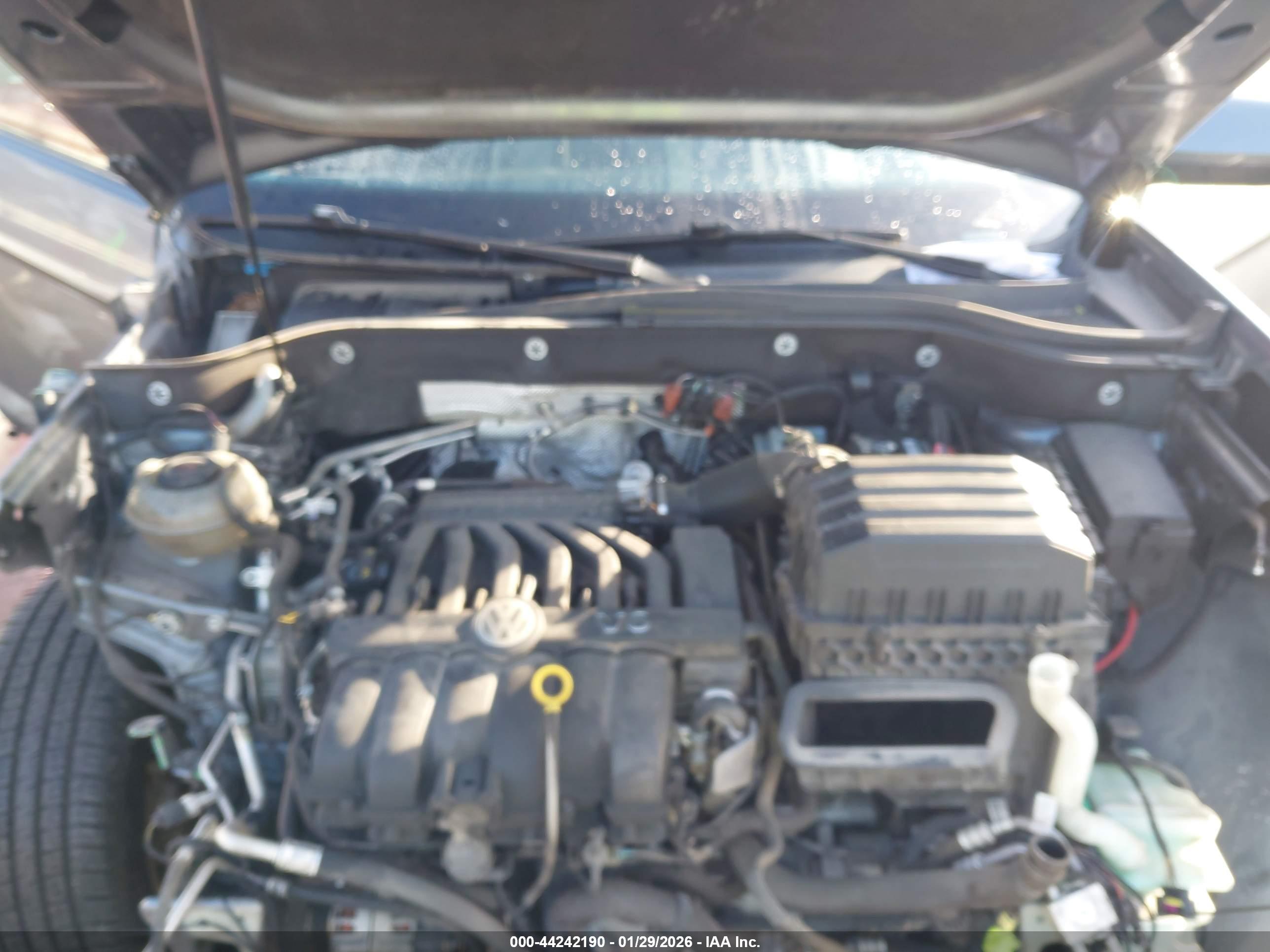 VOLKSWAGEN ATLAS image 10