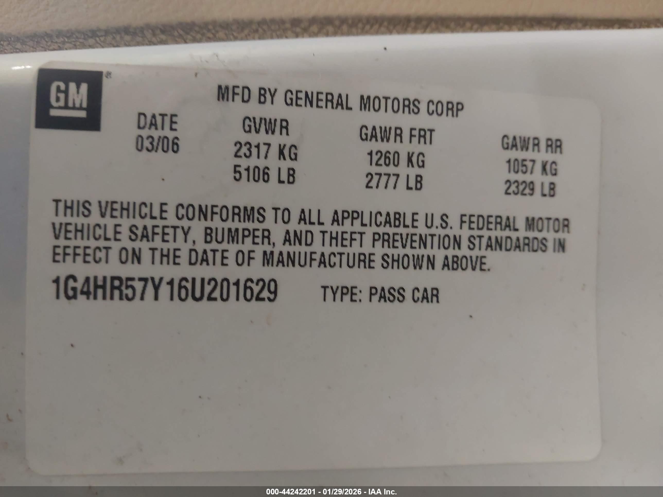 BUICK LUCERNE image 9