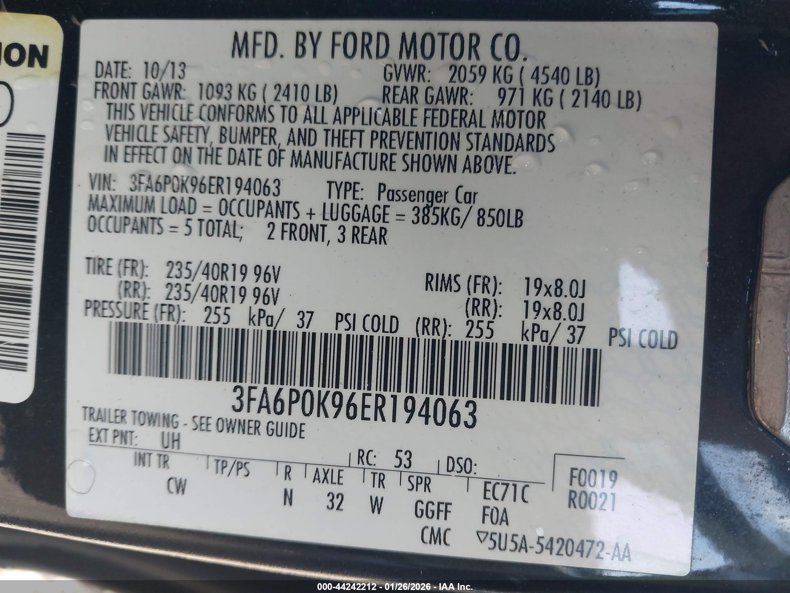 FORD FUSION image 9
