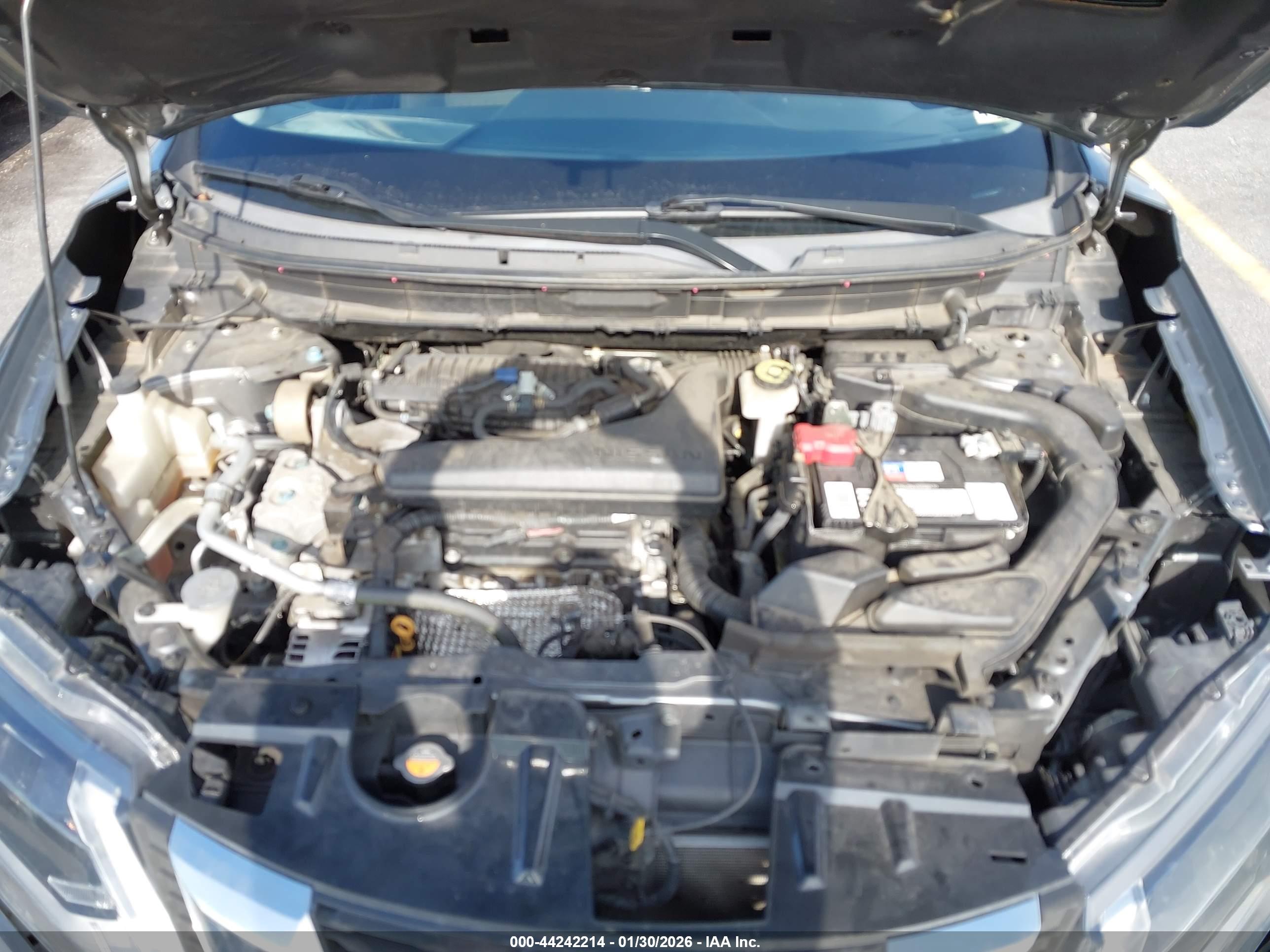 NISSAN ROGUE image 10