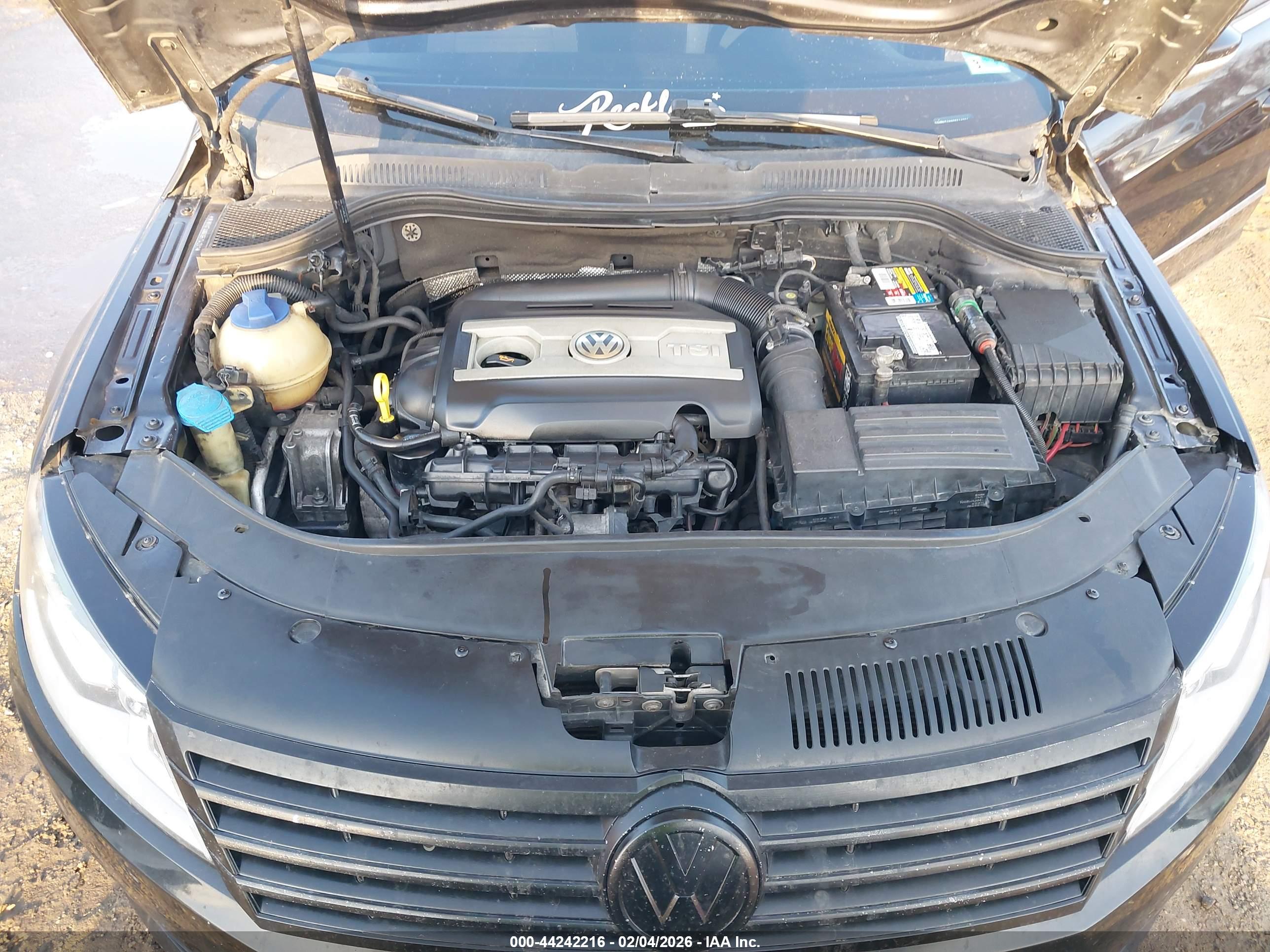VOLKSWAGEN CC image 10