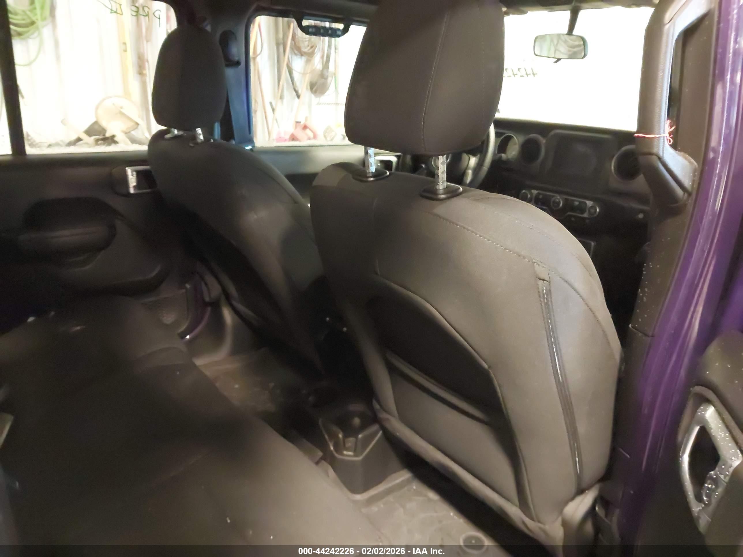JEEP WRANGLER image 8