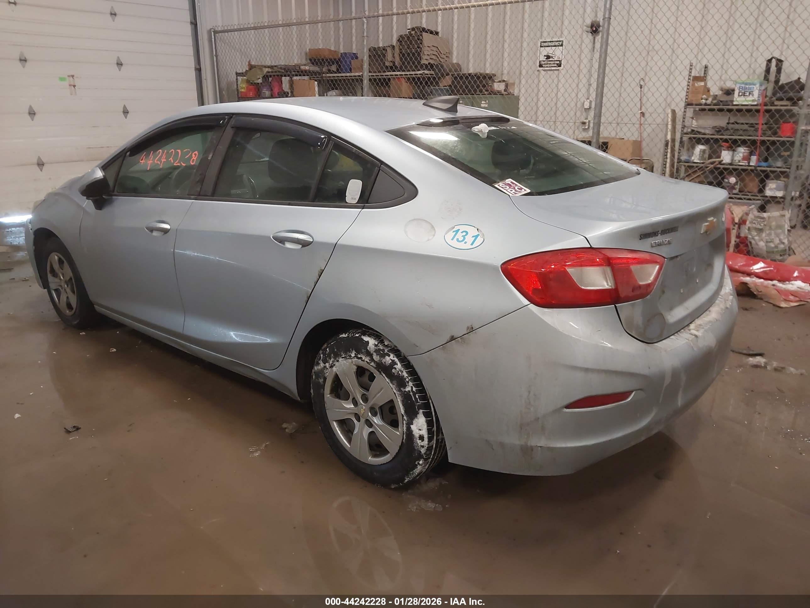 CHEVROLET CRUZE image 3