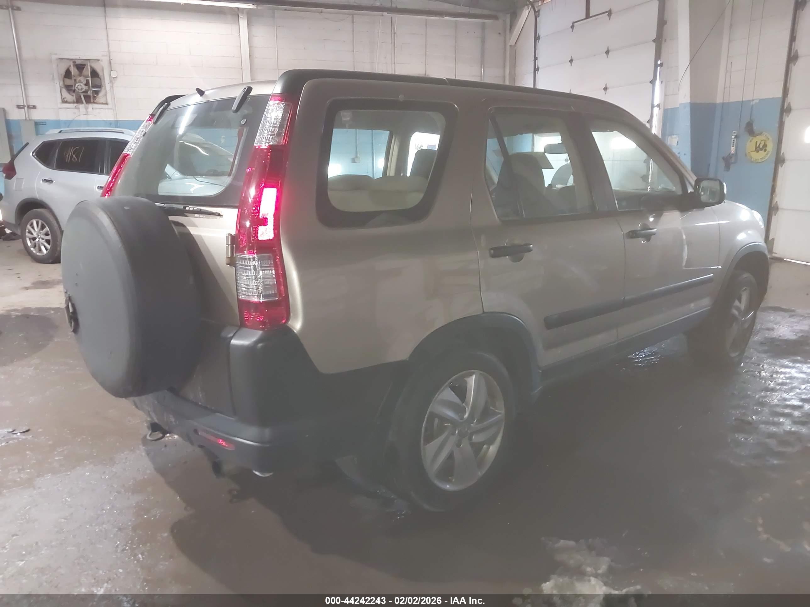 HONDA CR-V image 4
