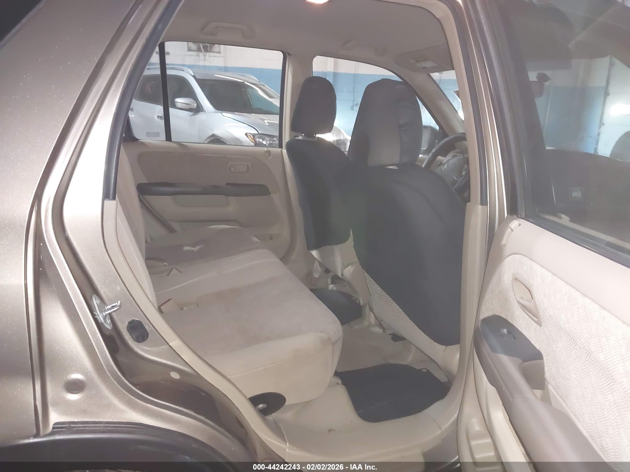 HONDA CR-V image 8