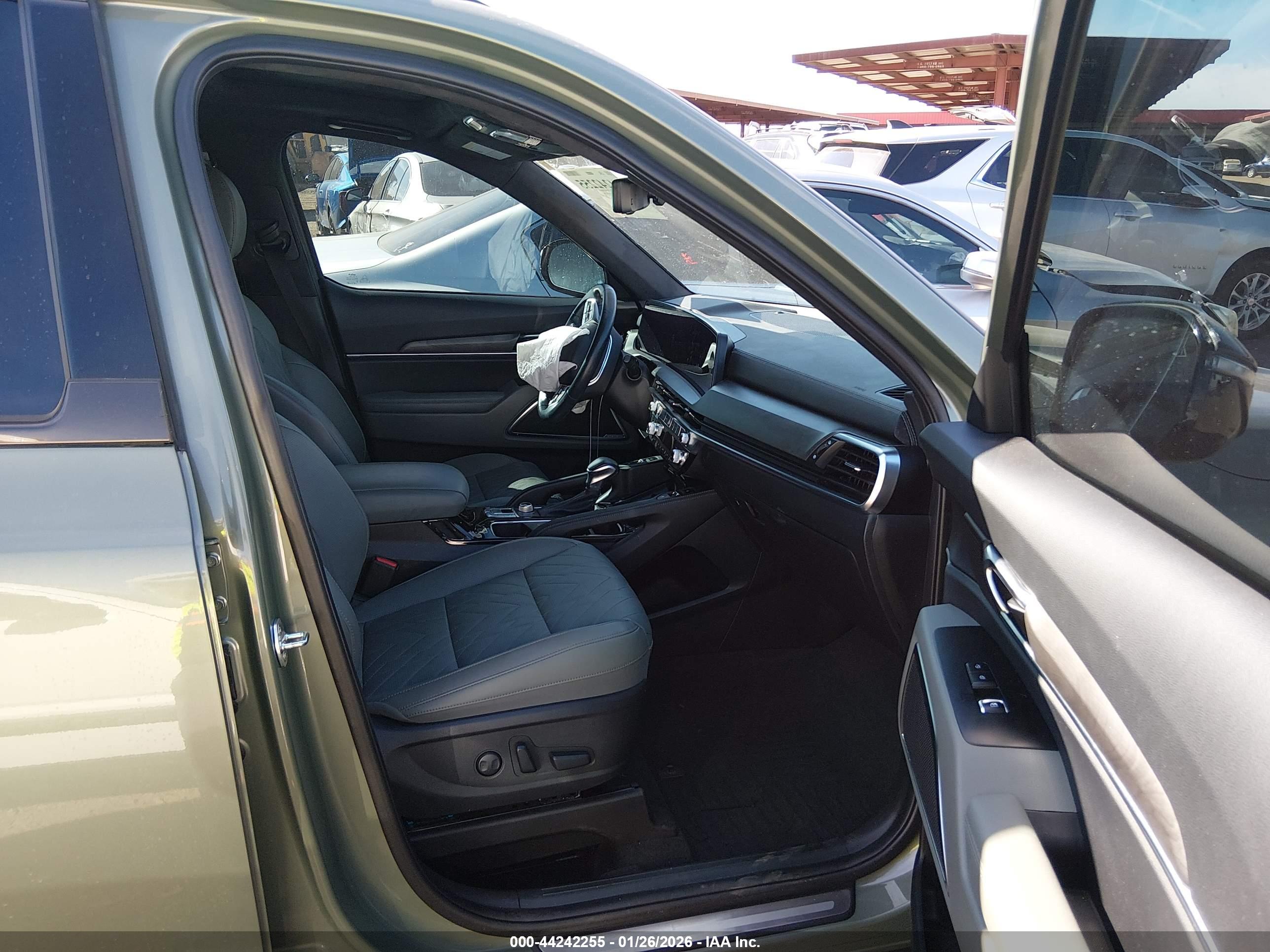 KIA TELLURIDE image 5