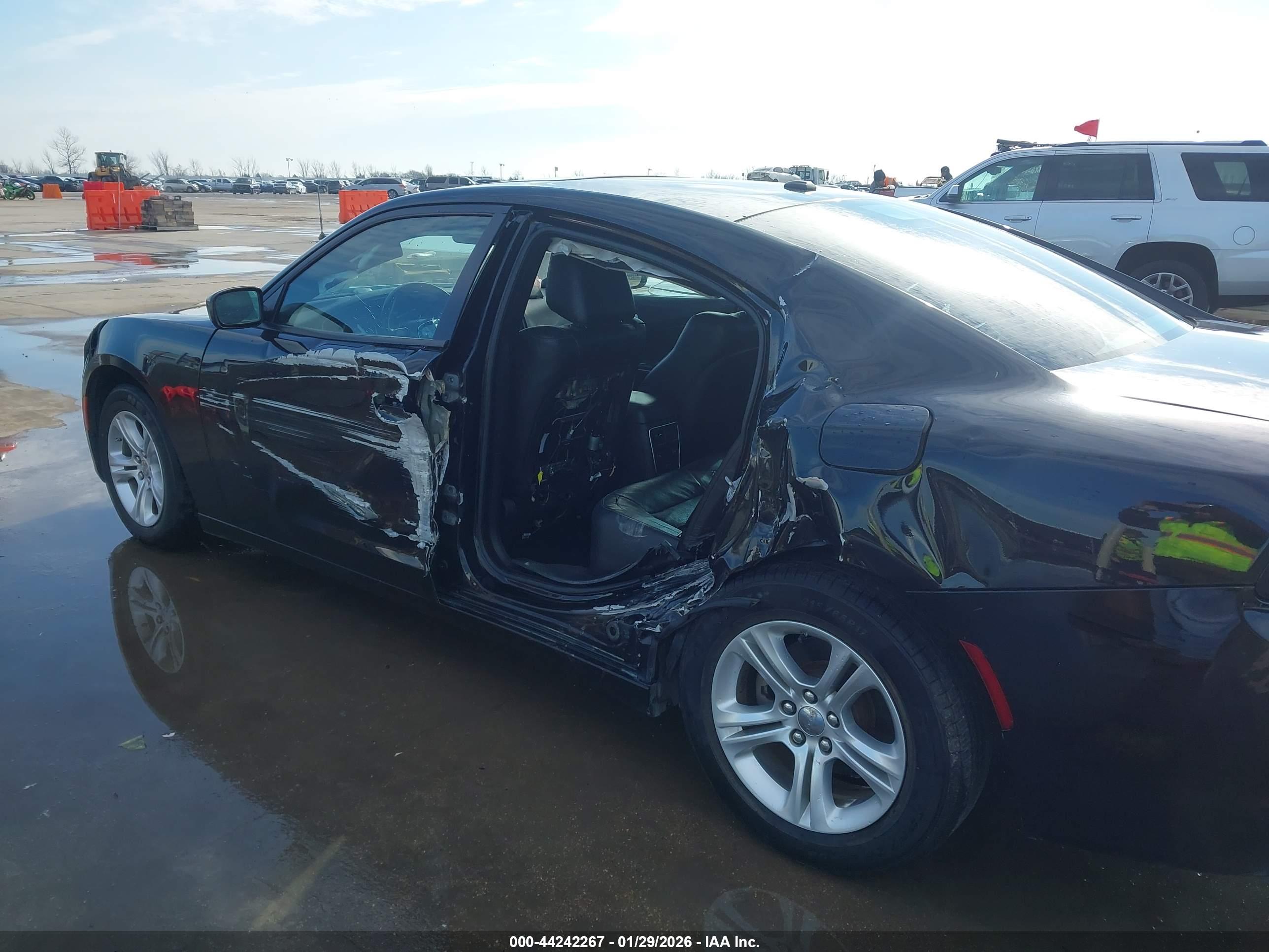 DODGE CHARGER image 6