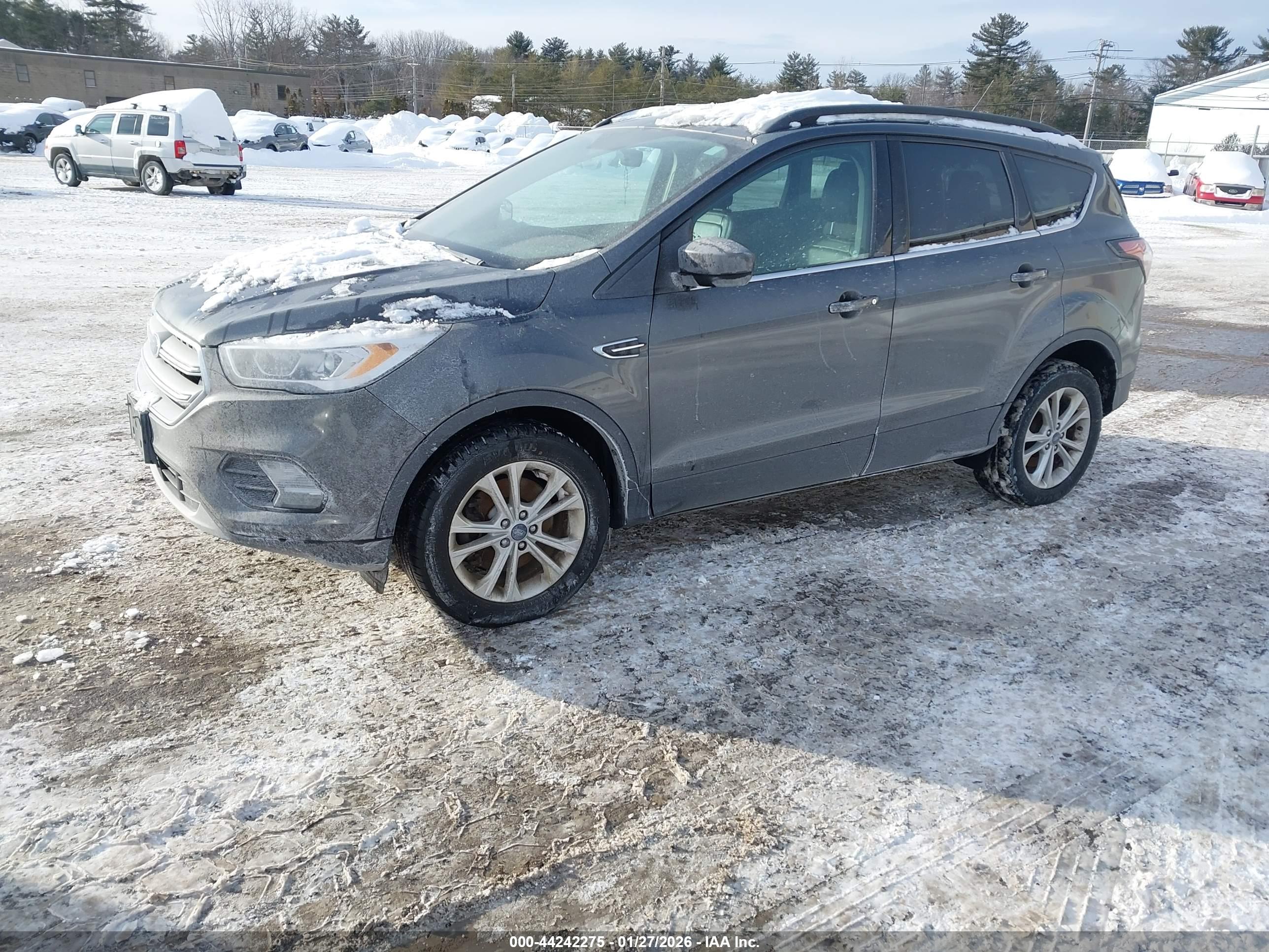 FORD ESCAPE image 2