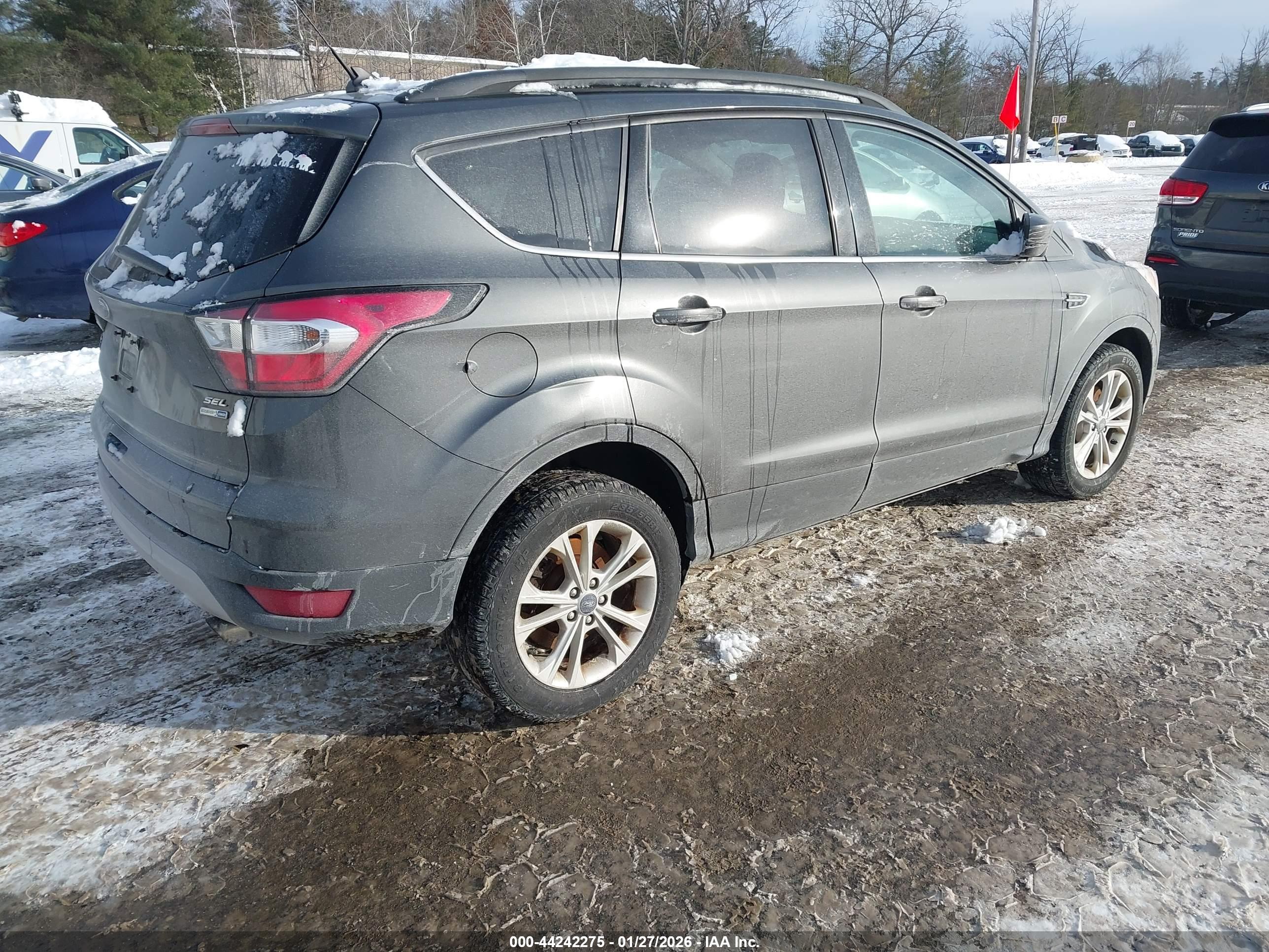 FORD ESCAPE image 4