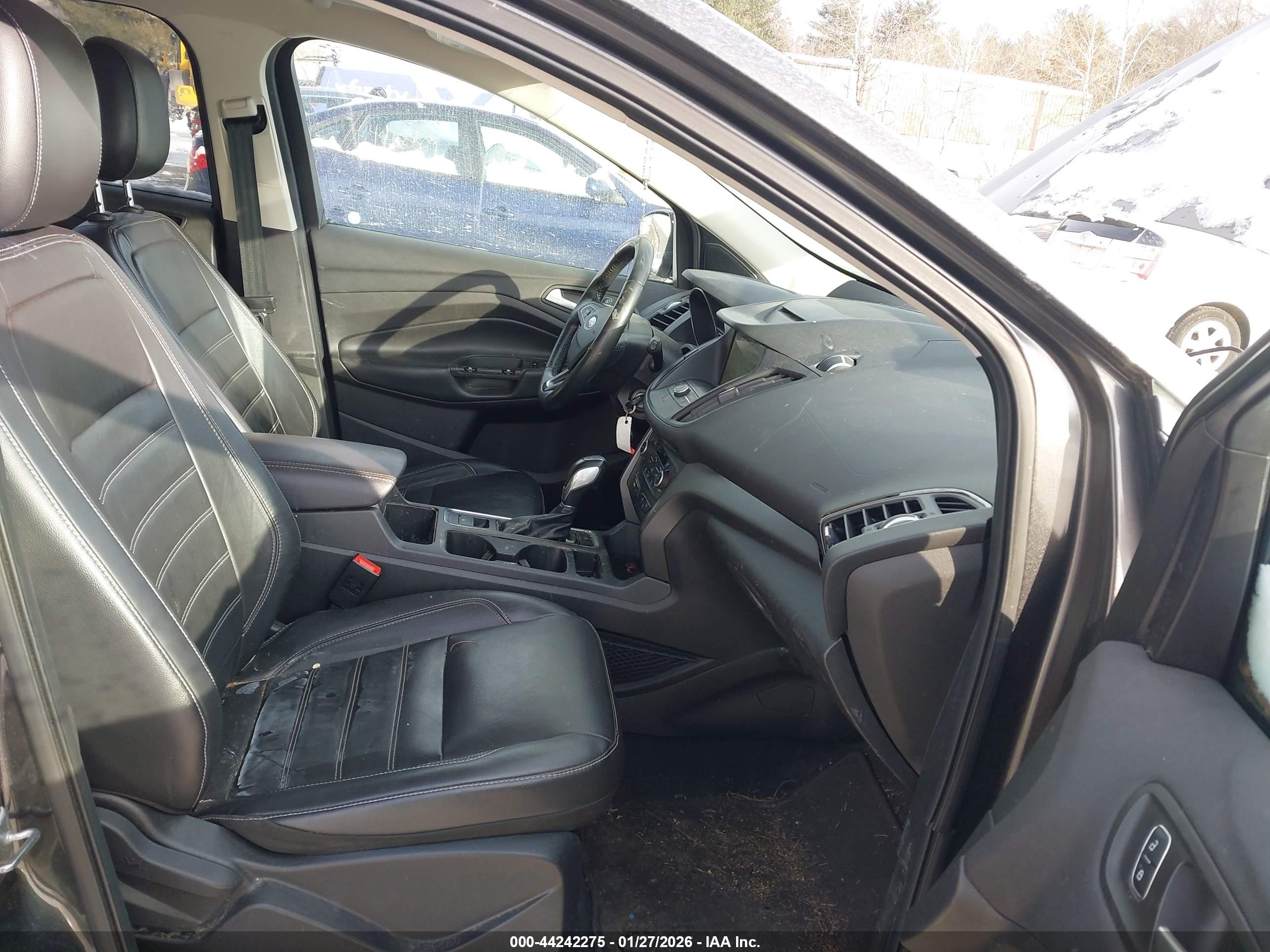 FORD ESCAPE image 5