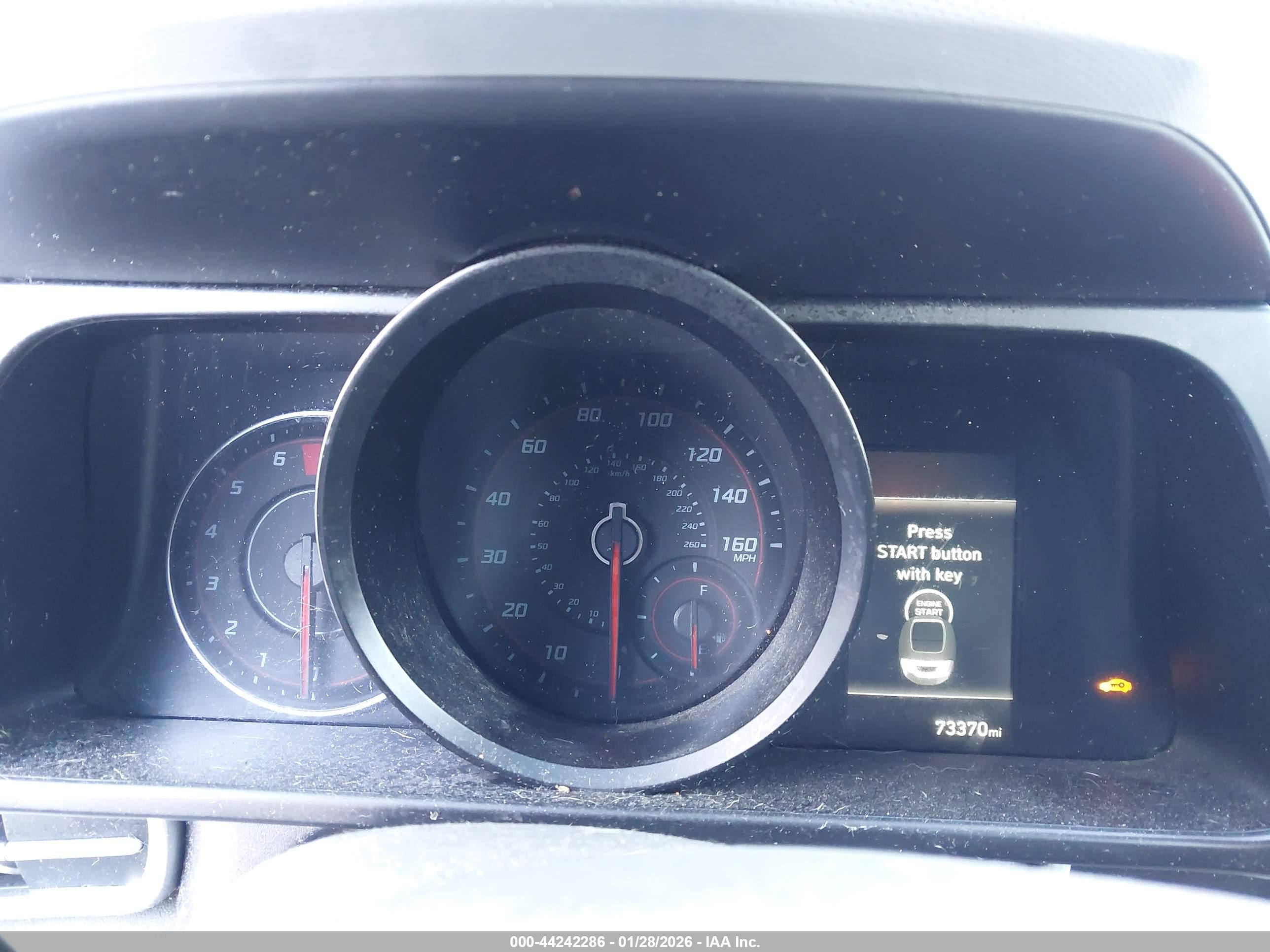 HYUNDAI ELANTRA image 7