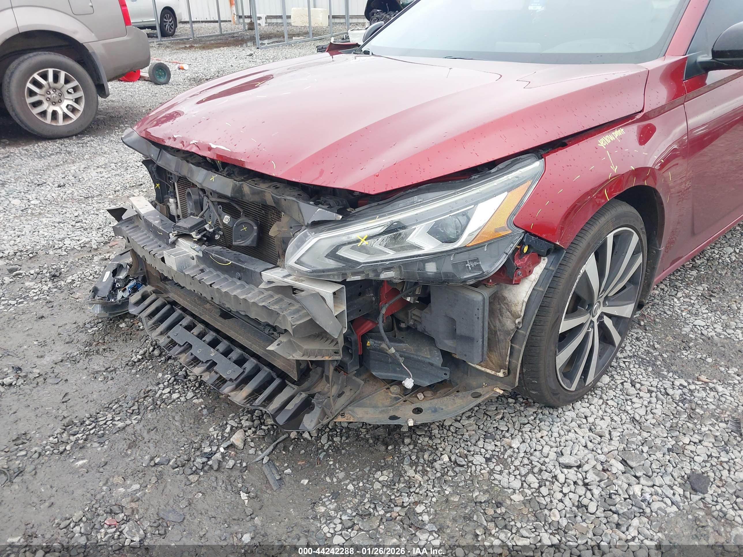 NISSAN ALTIMA image 6