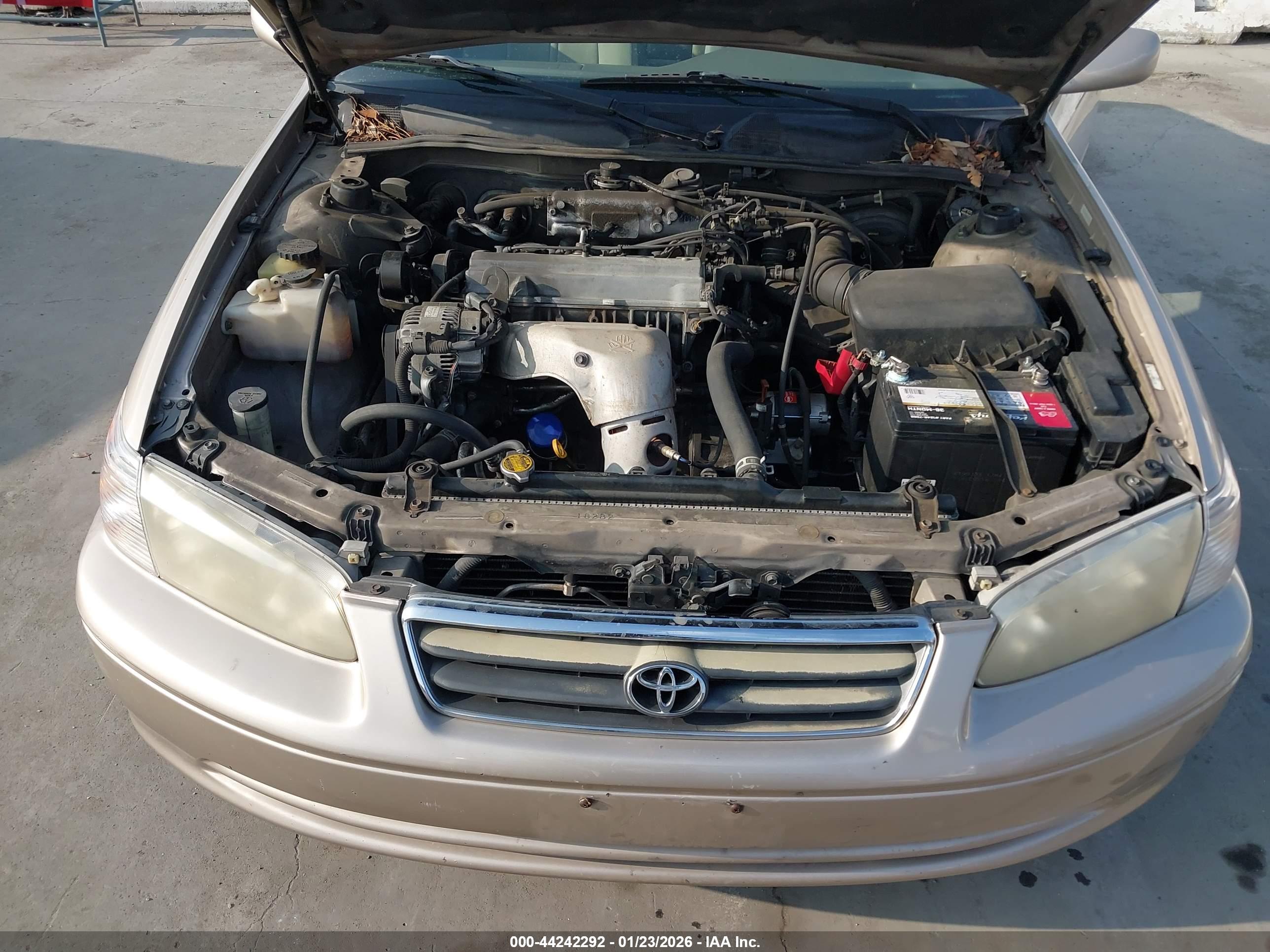 TOYOTA CAMRY image 10