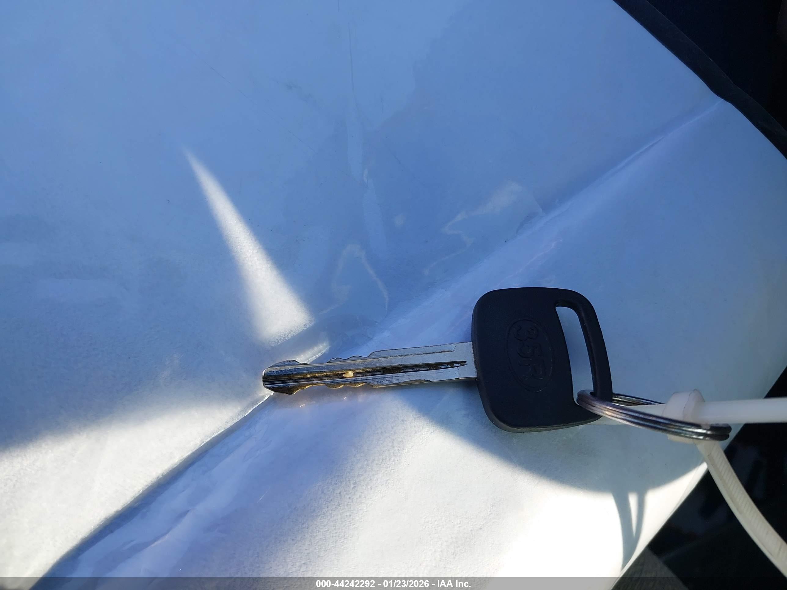 TOYOTA CAMRY image 11