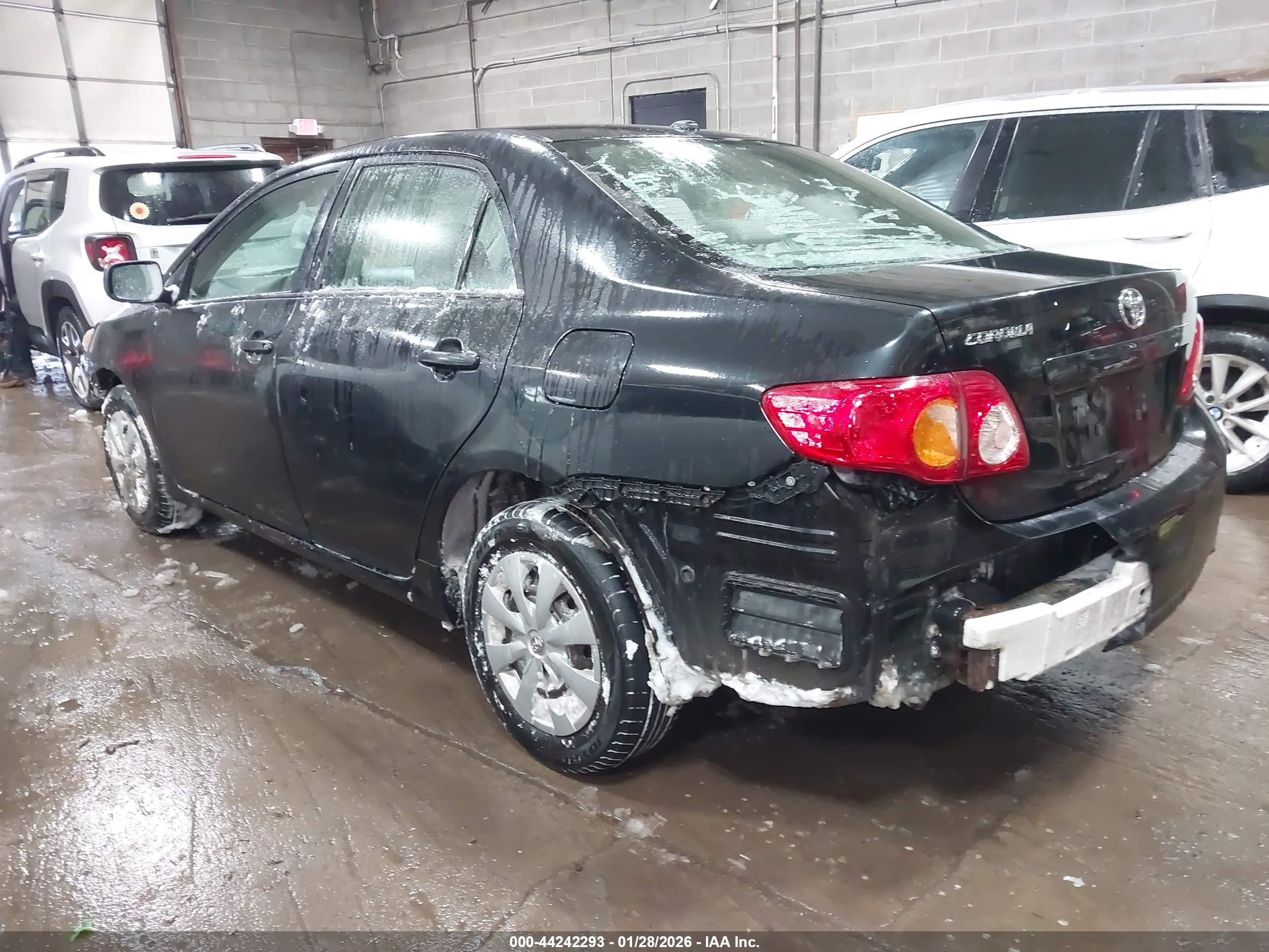 TOYOTA COROLLA image 3