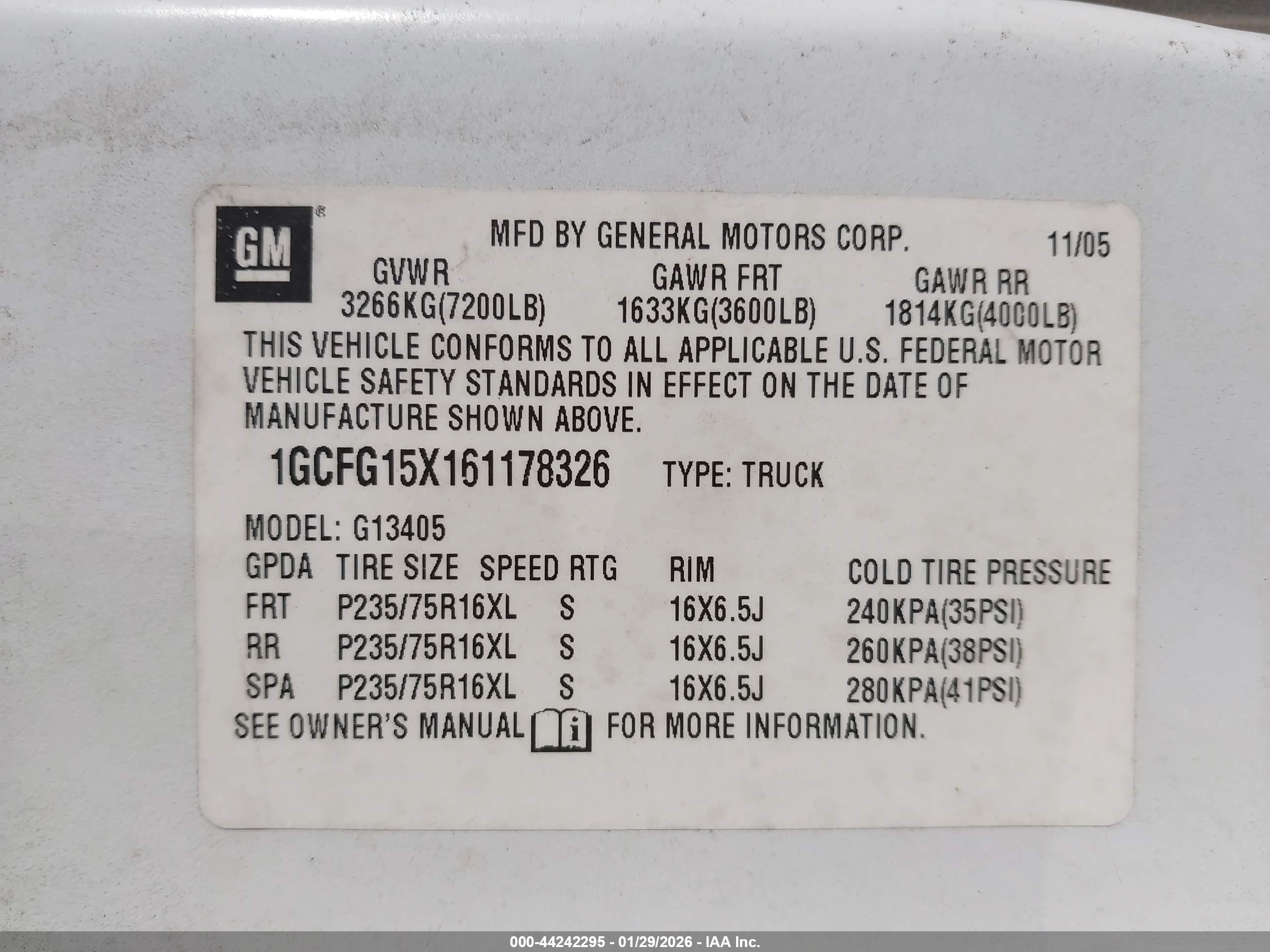 CHEVROLET EXPRESS image 9