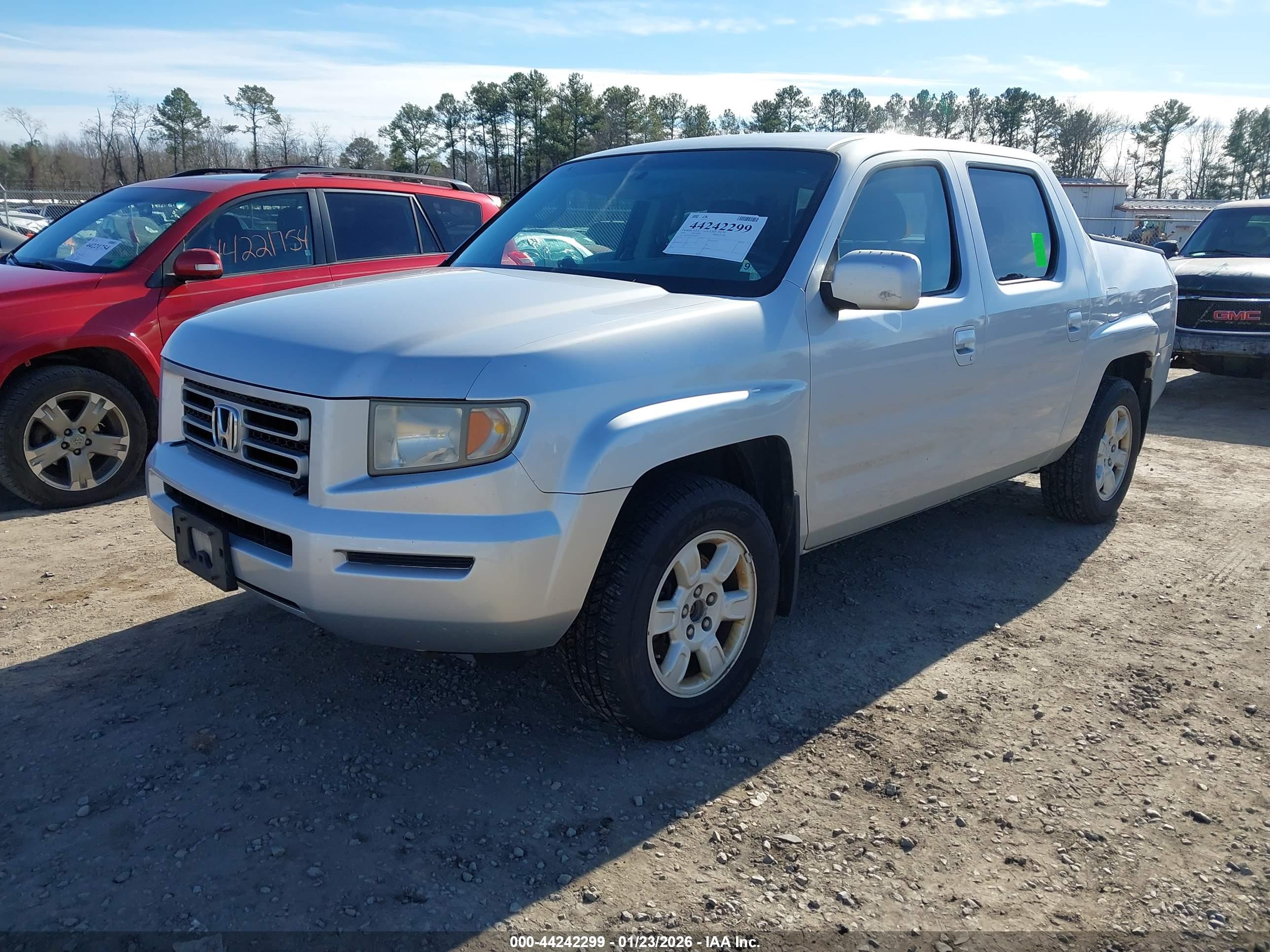 HONDA RIDGELINE image 2