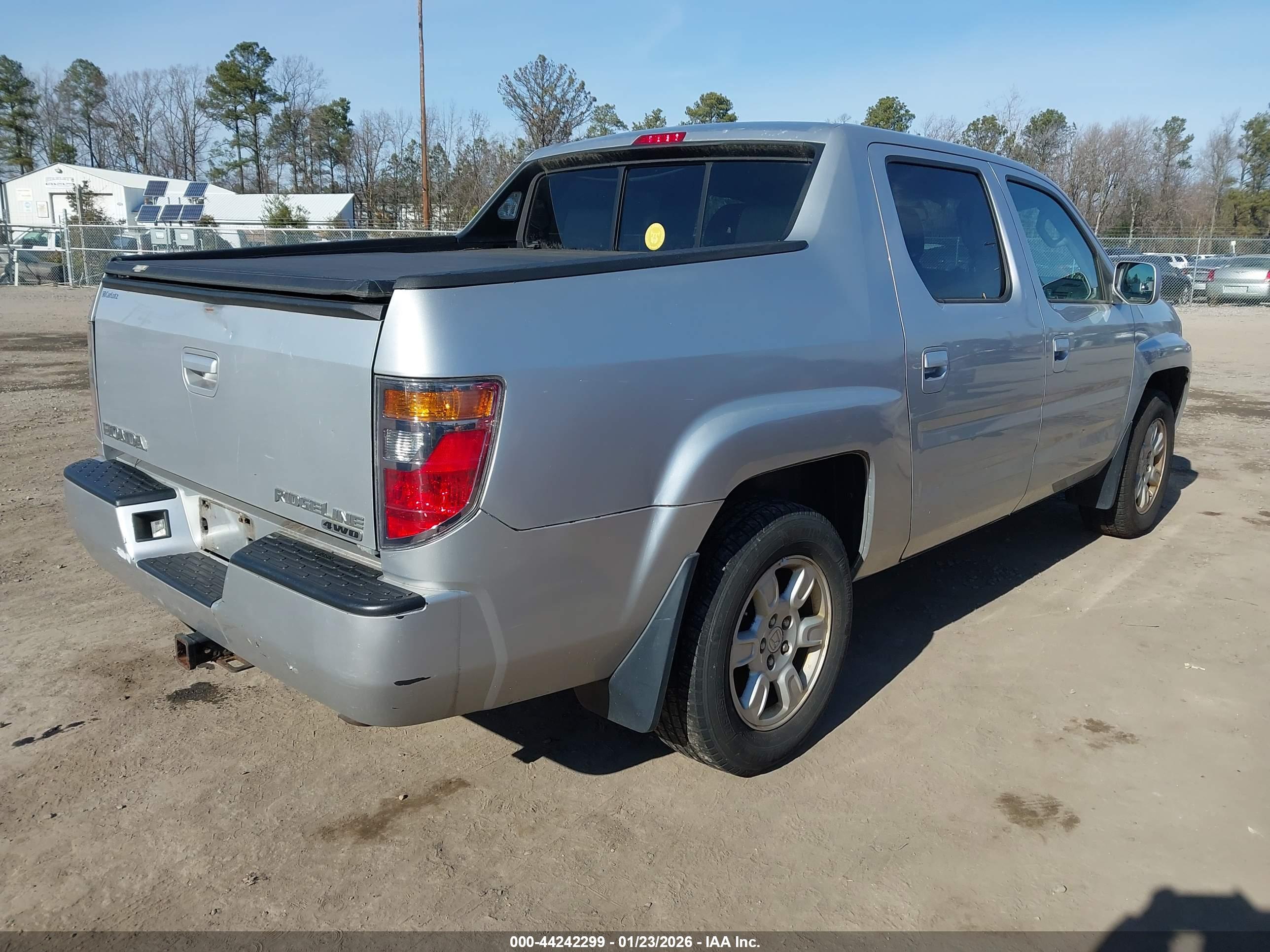 HONDA RIDGELINE image 4