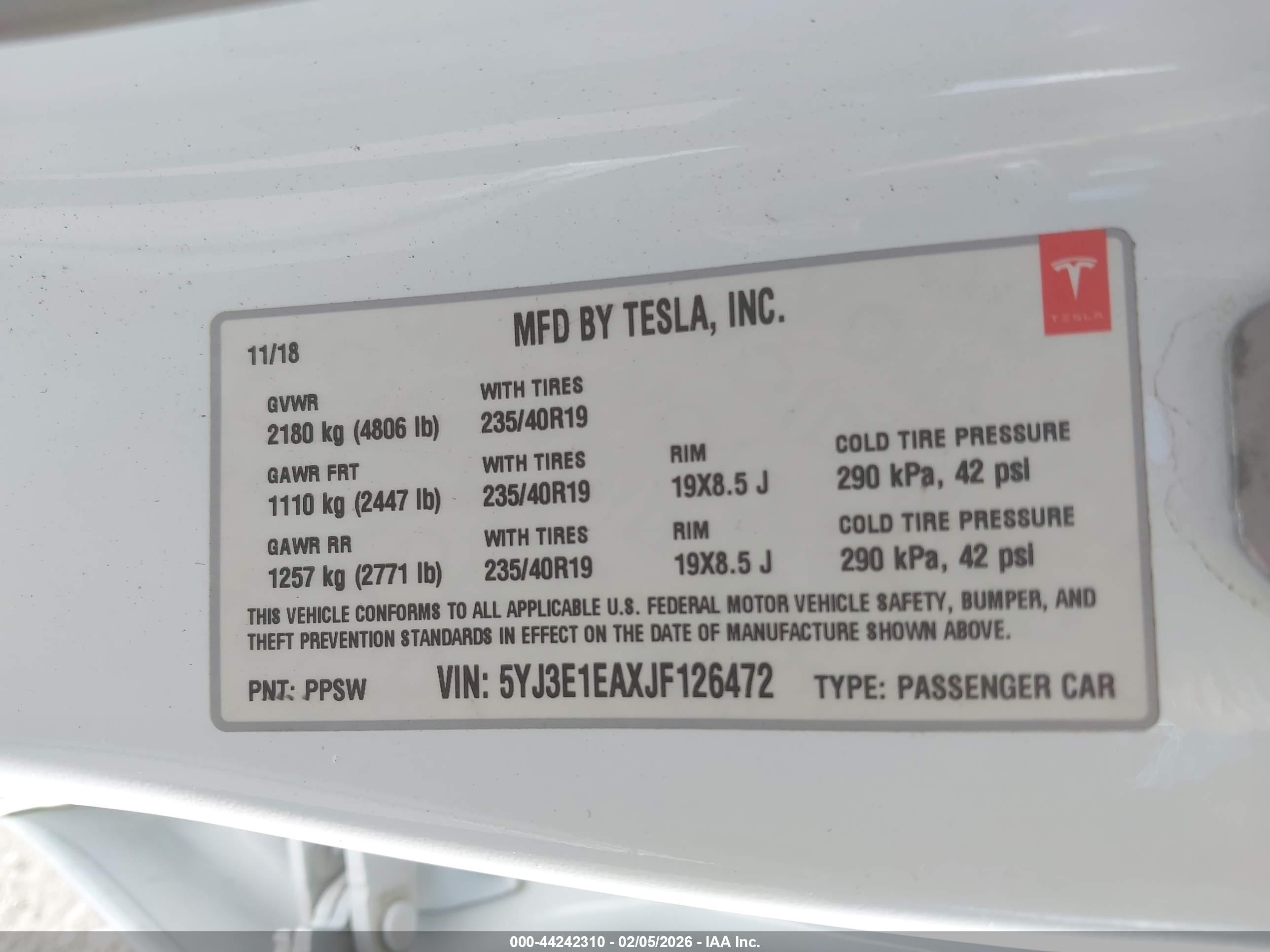 TESLA MODEL image 9