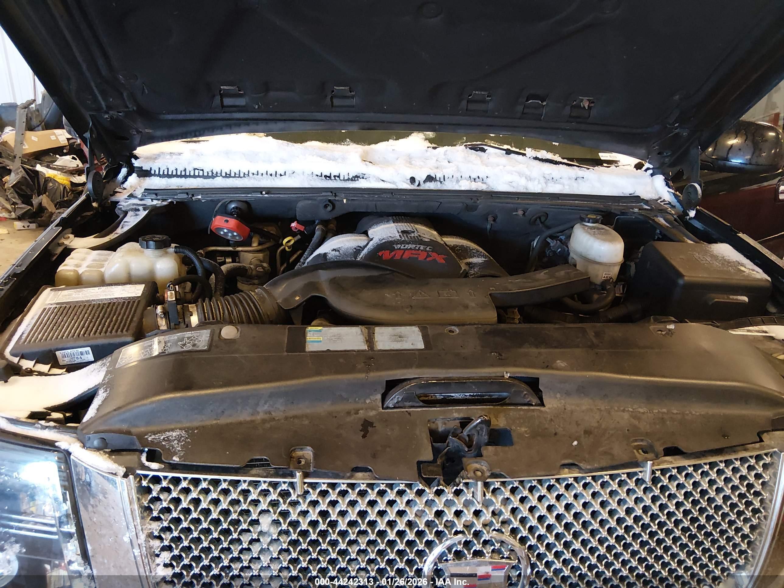 CADILLAC ESCALADE image 10