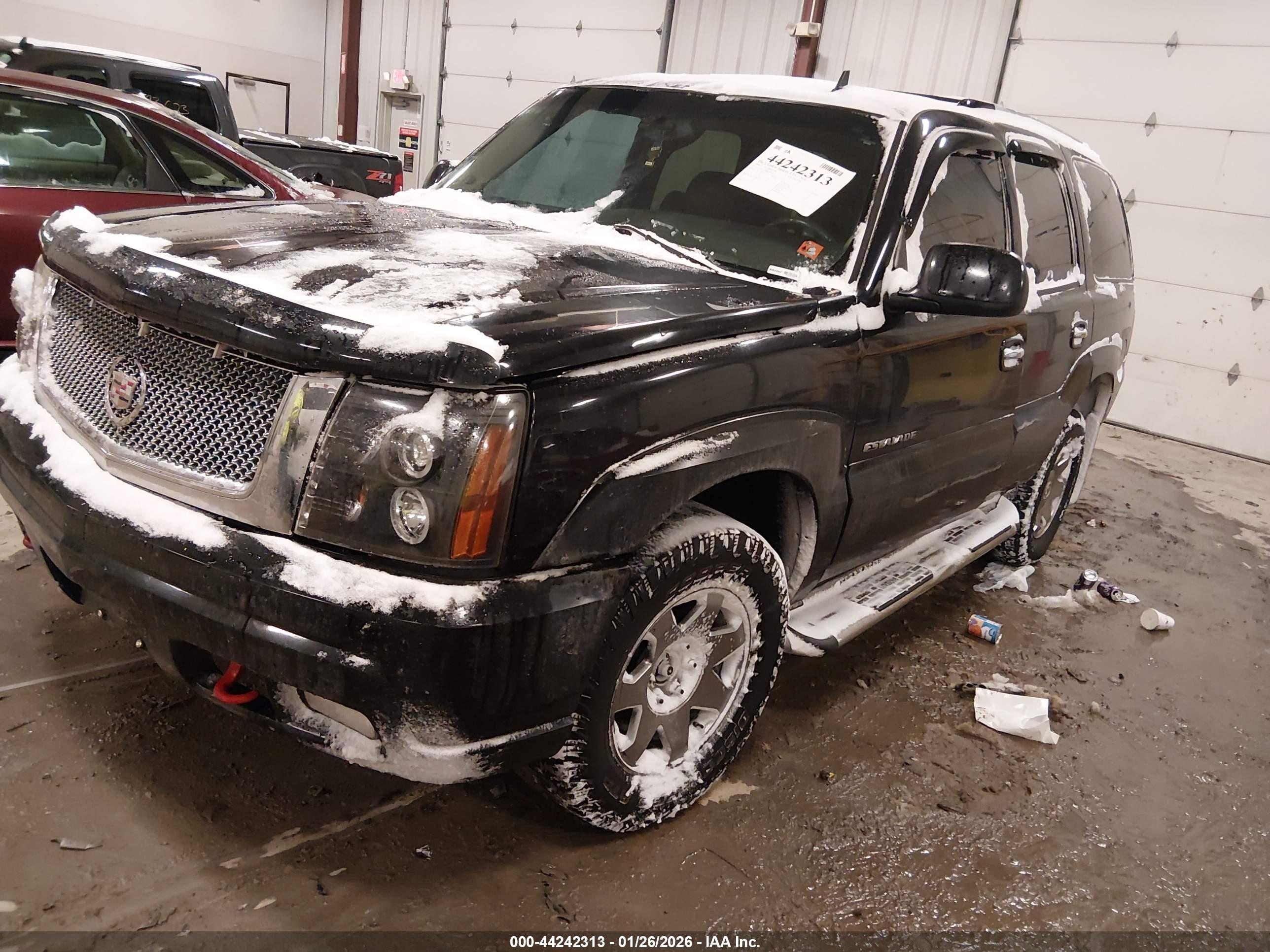 CADILLAC ESCALADE image 2