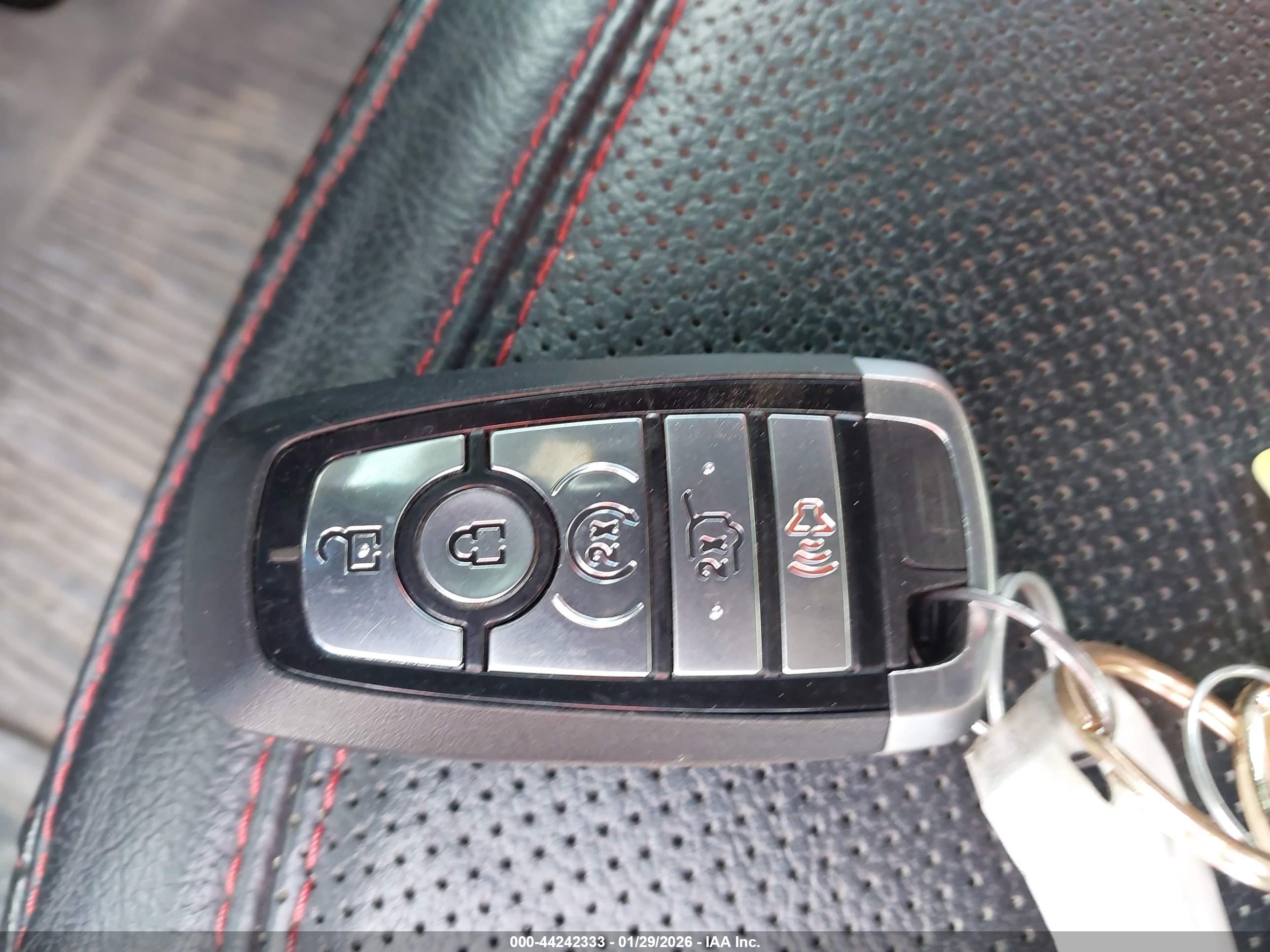 FORD EXPEDITION image 11