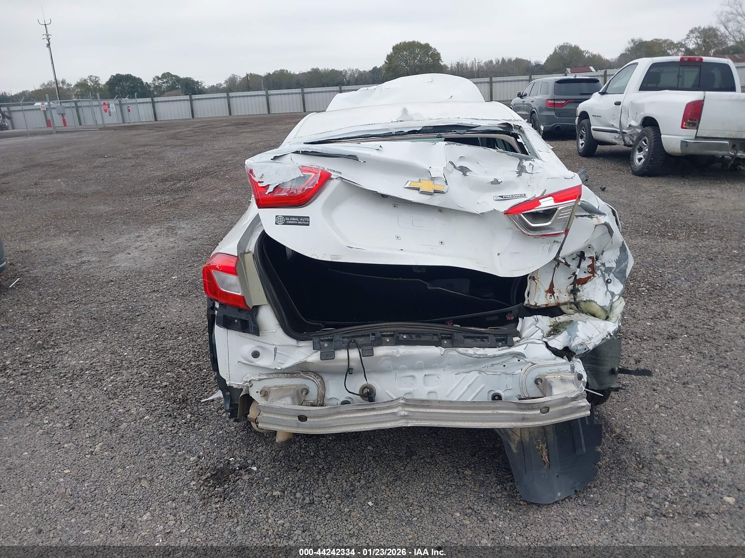 CHEVROLET CRUZE image 6