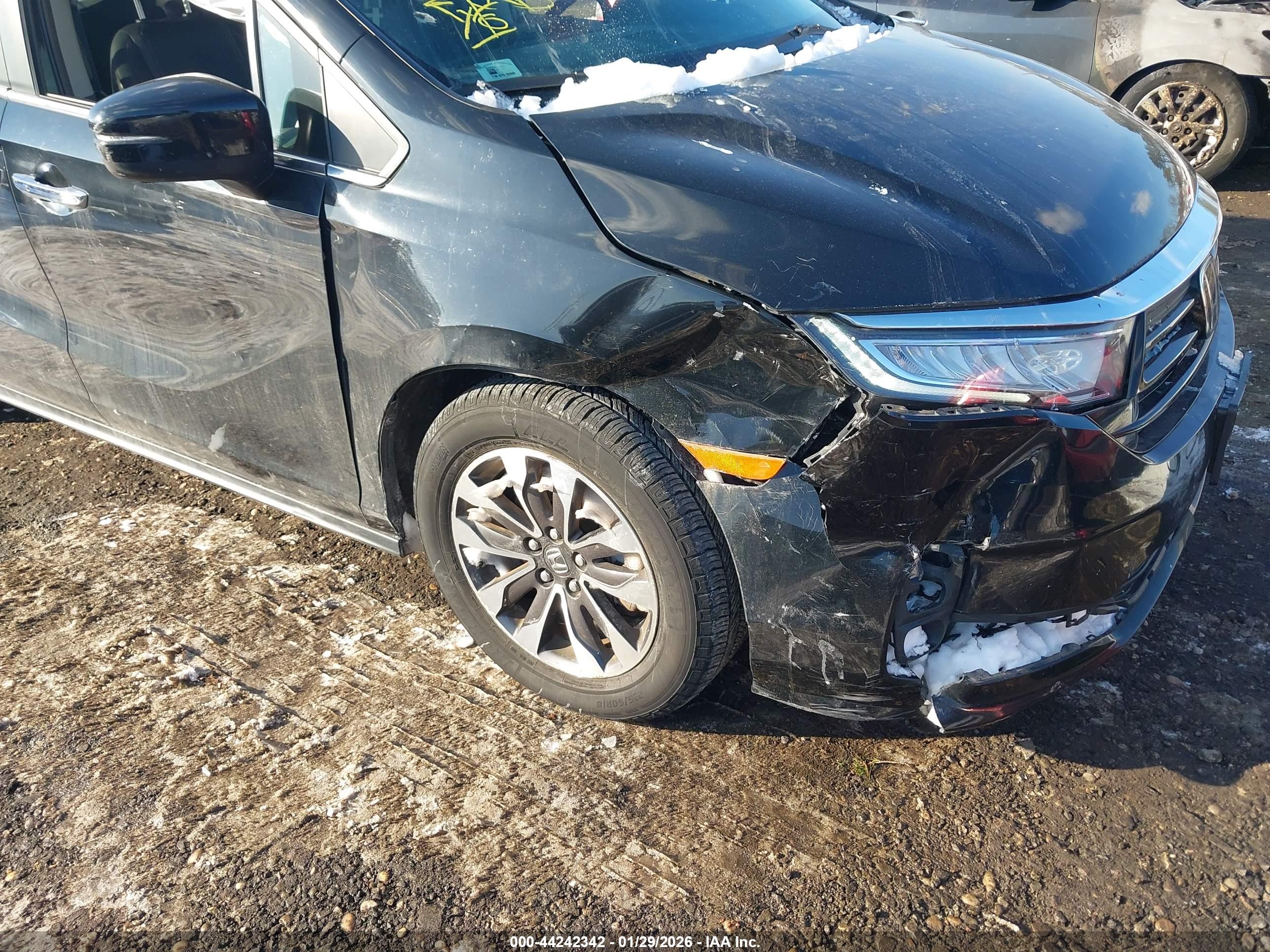 HONDA ODYSSEY image 6