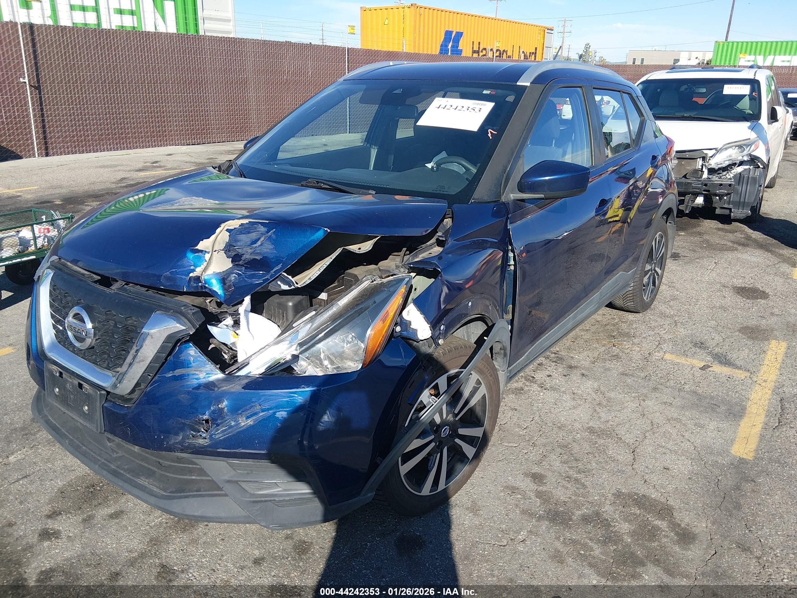 NISSAN KICKS image 2