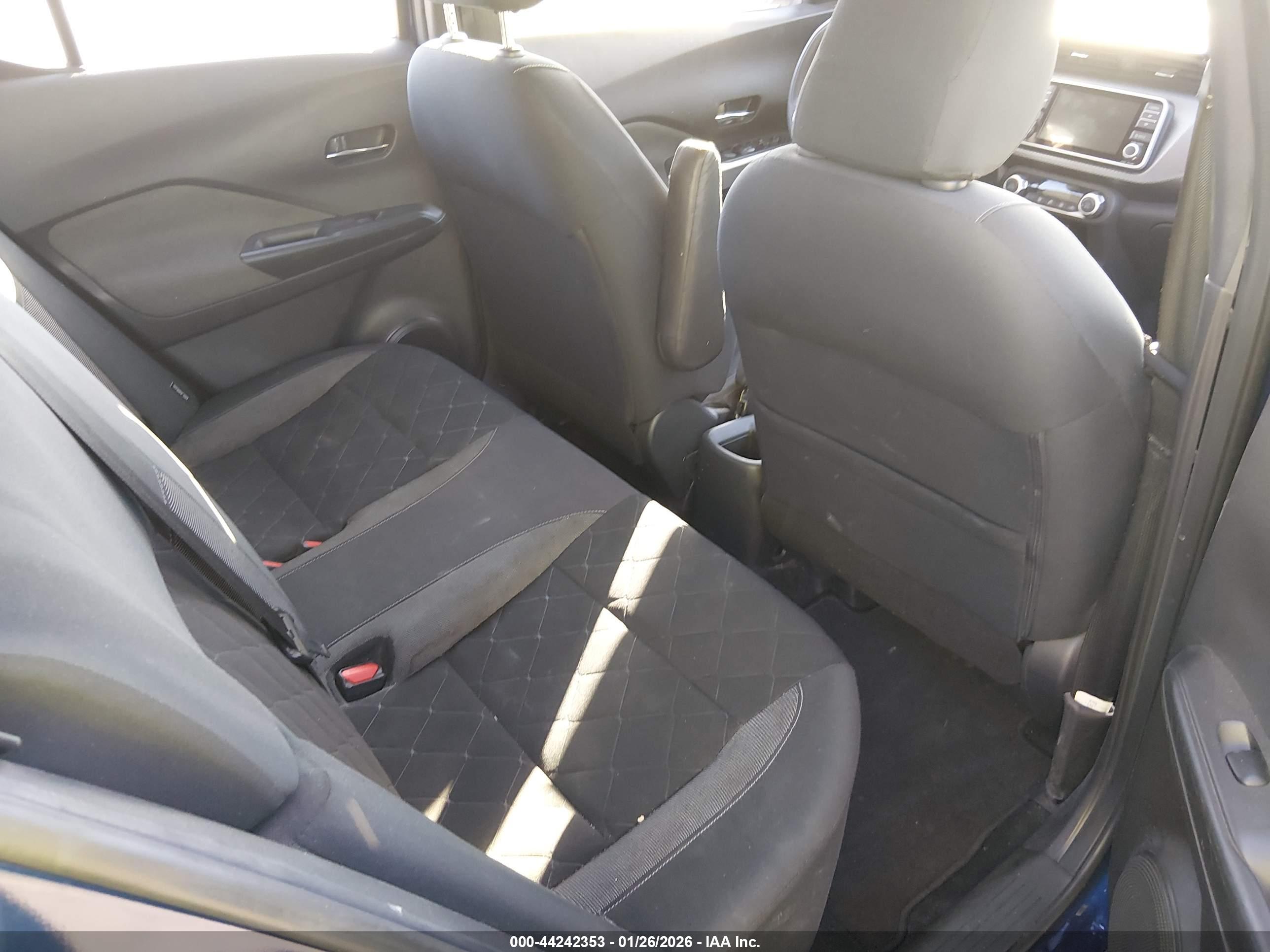 NISSAN KICKS image 8