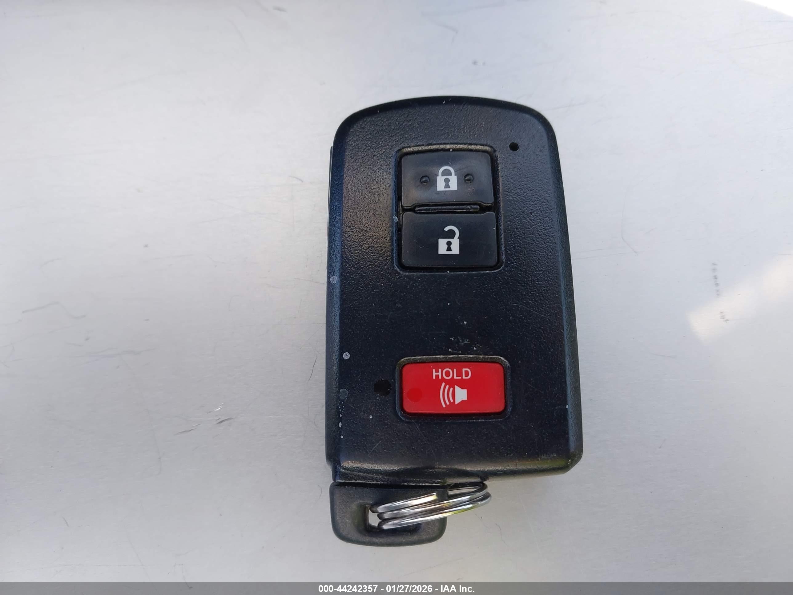 TOYOTA PRIUS image 11