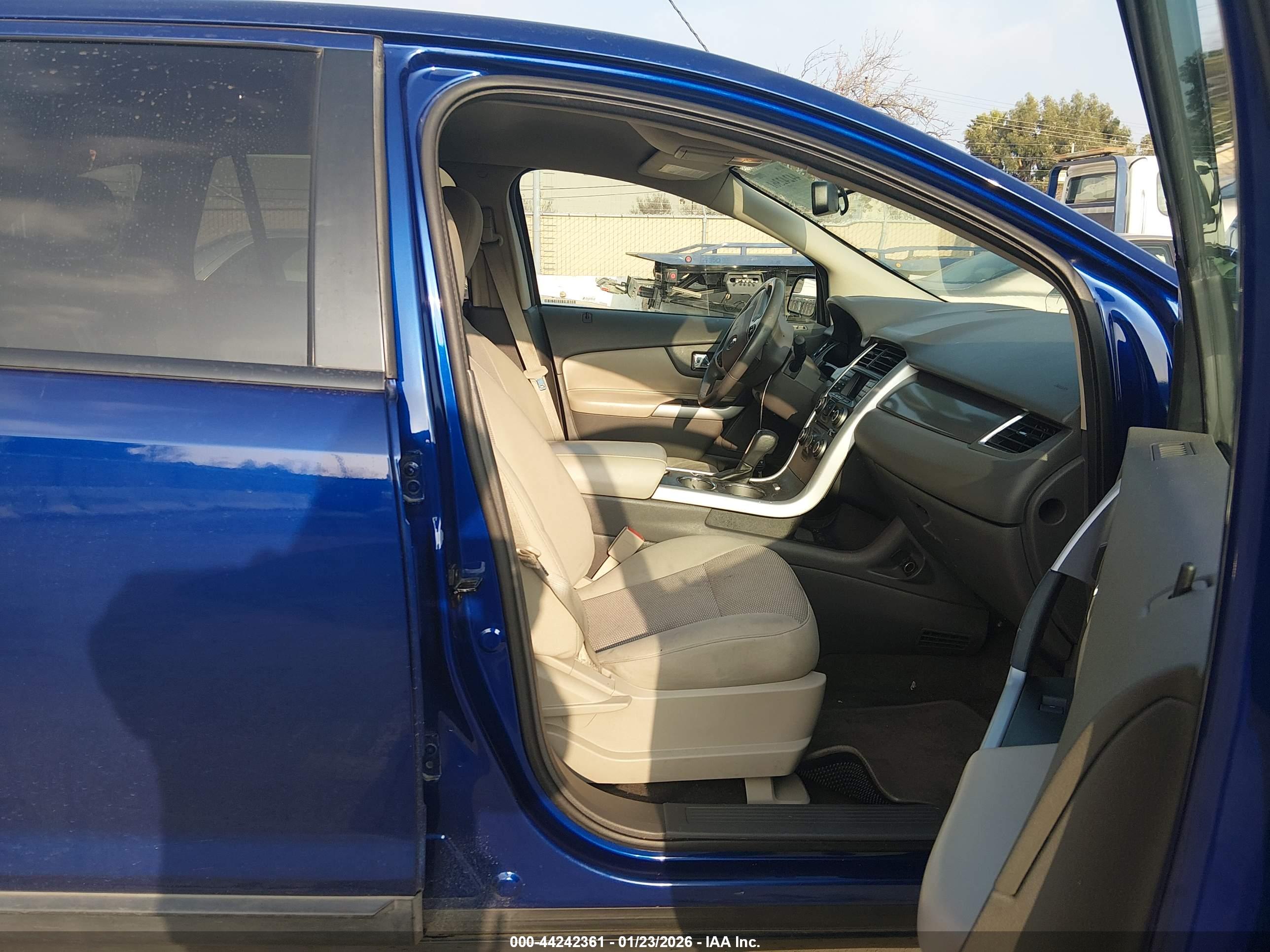 FORD EDGE image 5