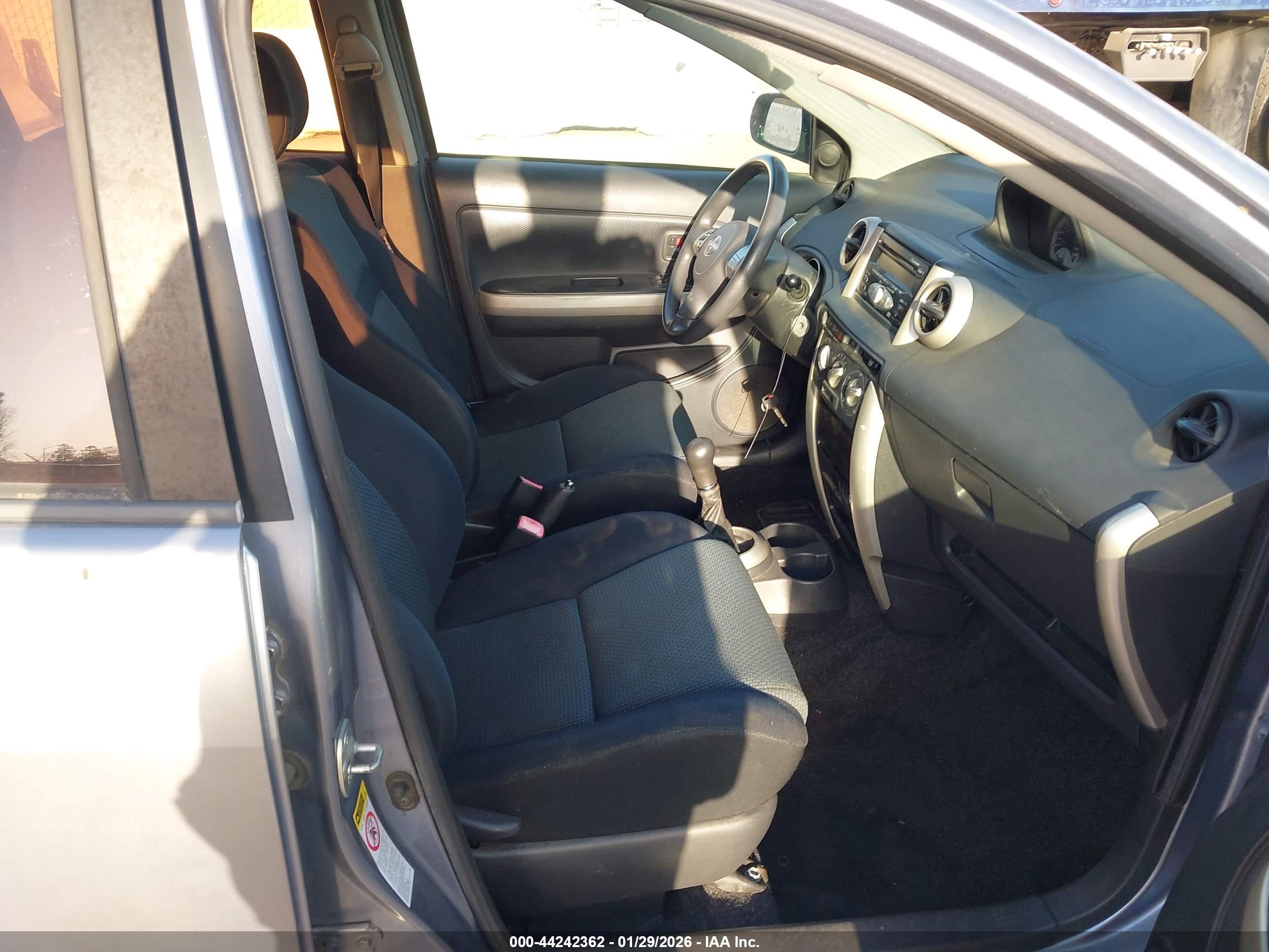 SCION XA image 5