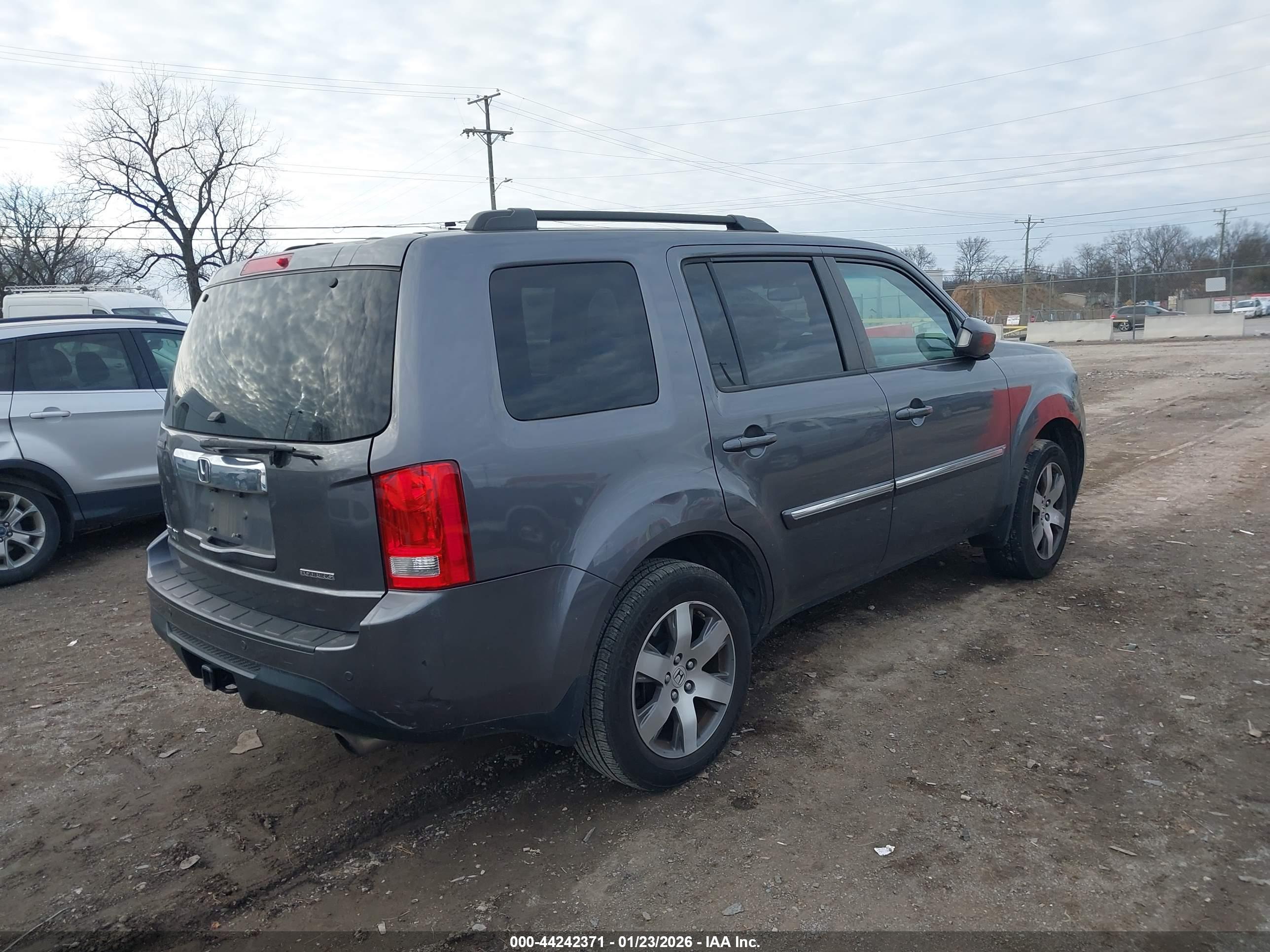 HONDA PILOT image 4