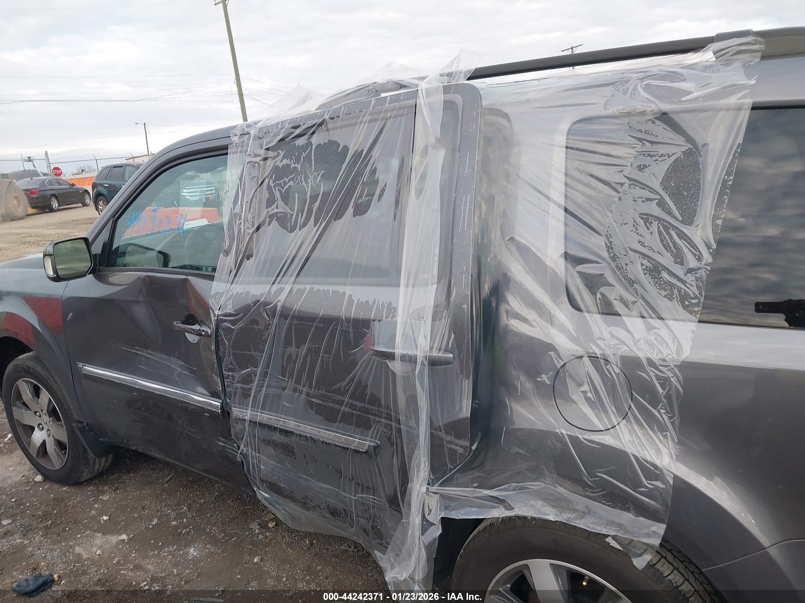 HONDA PILOT image 6