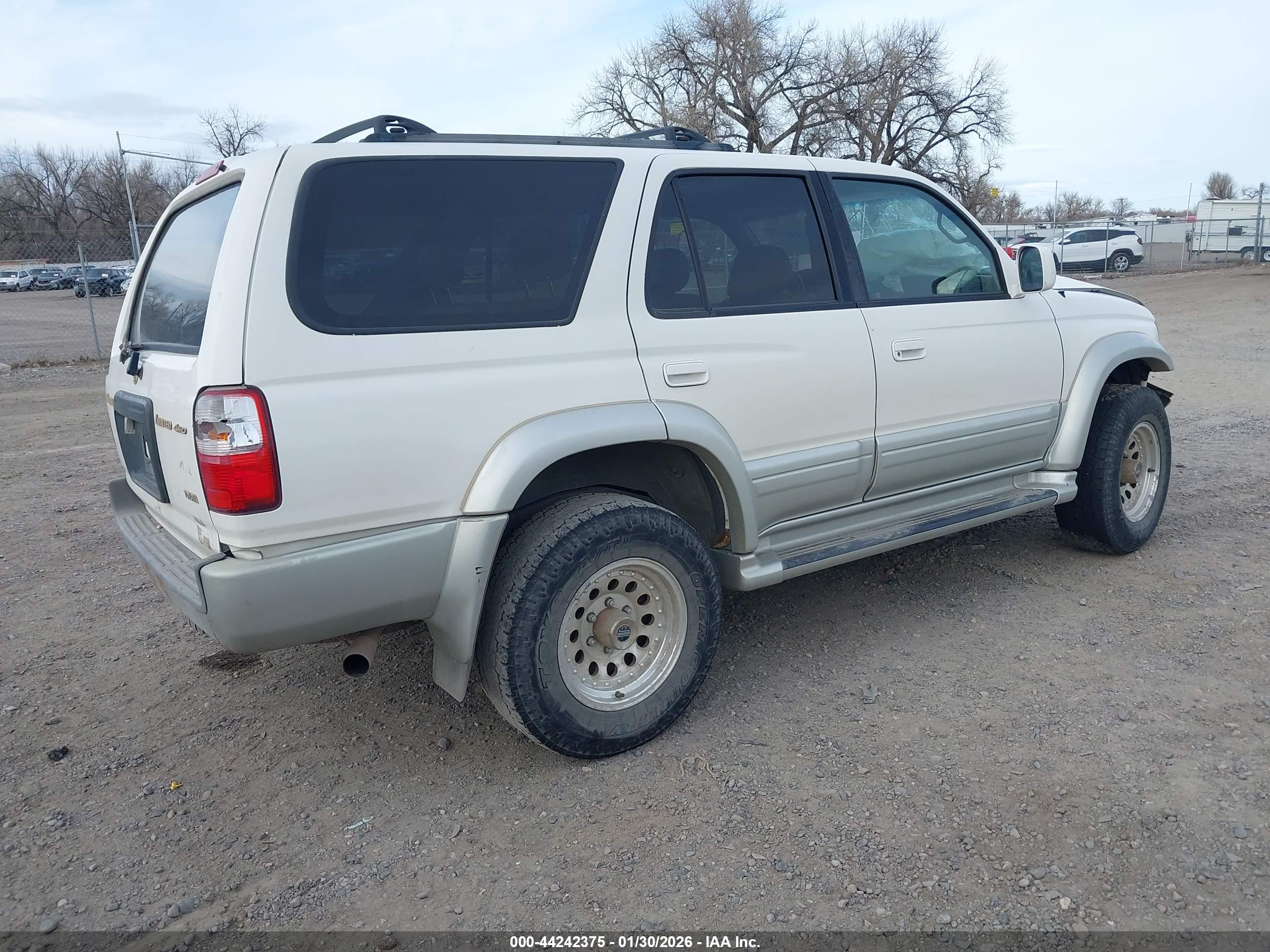 TOYOTA 4RUNNER image 4