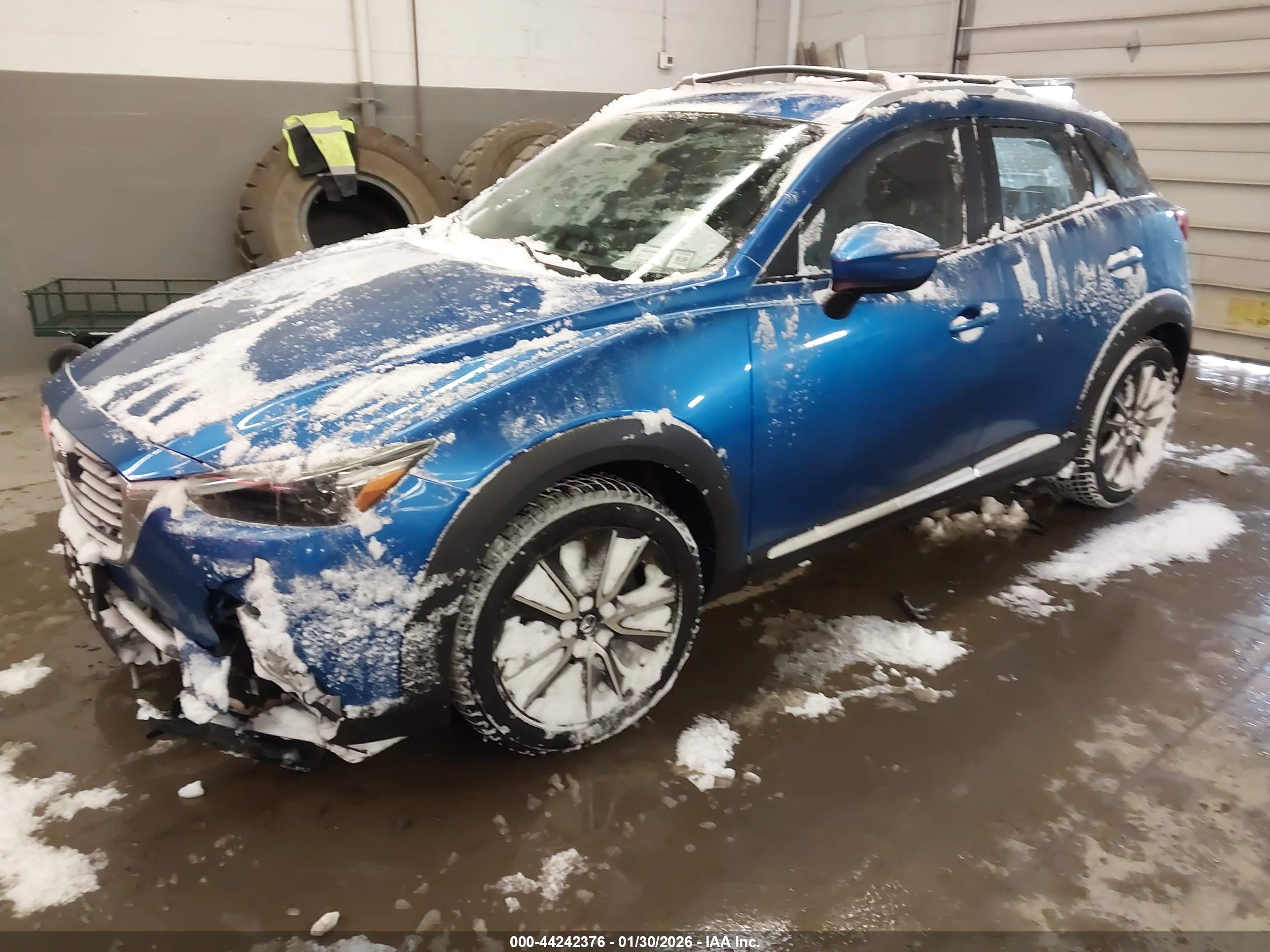 MAZDA CX-3 image 2