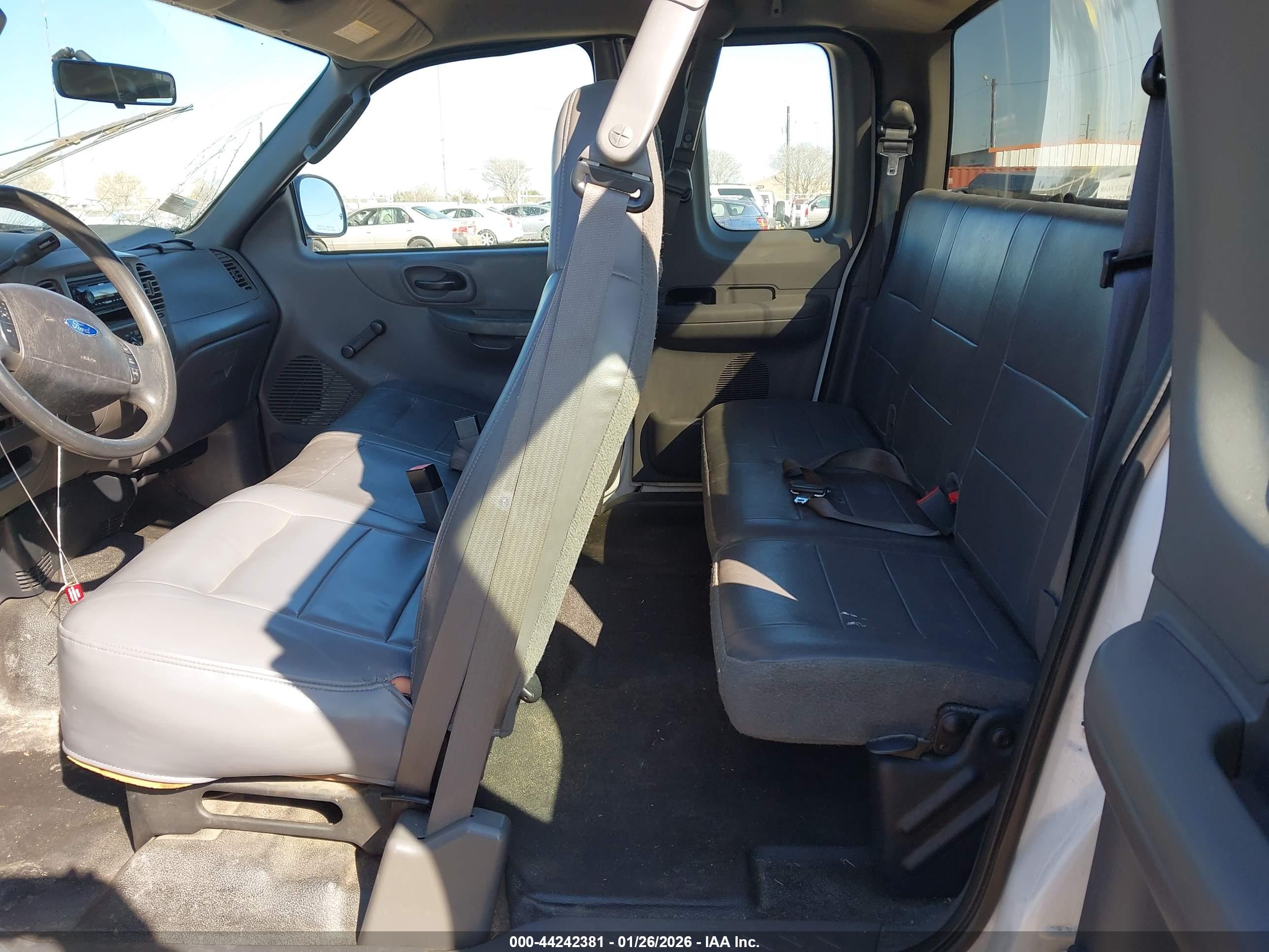FORD F-150 image 8