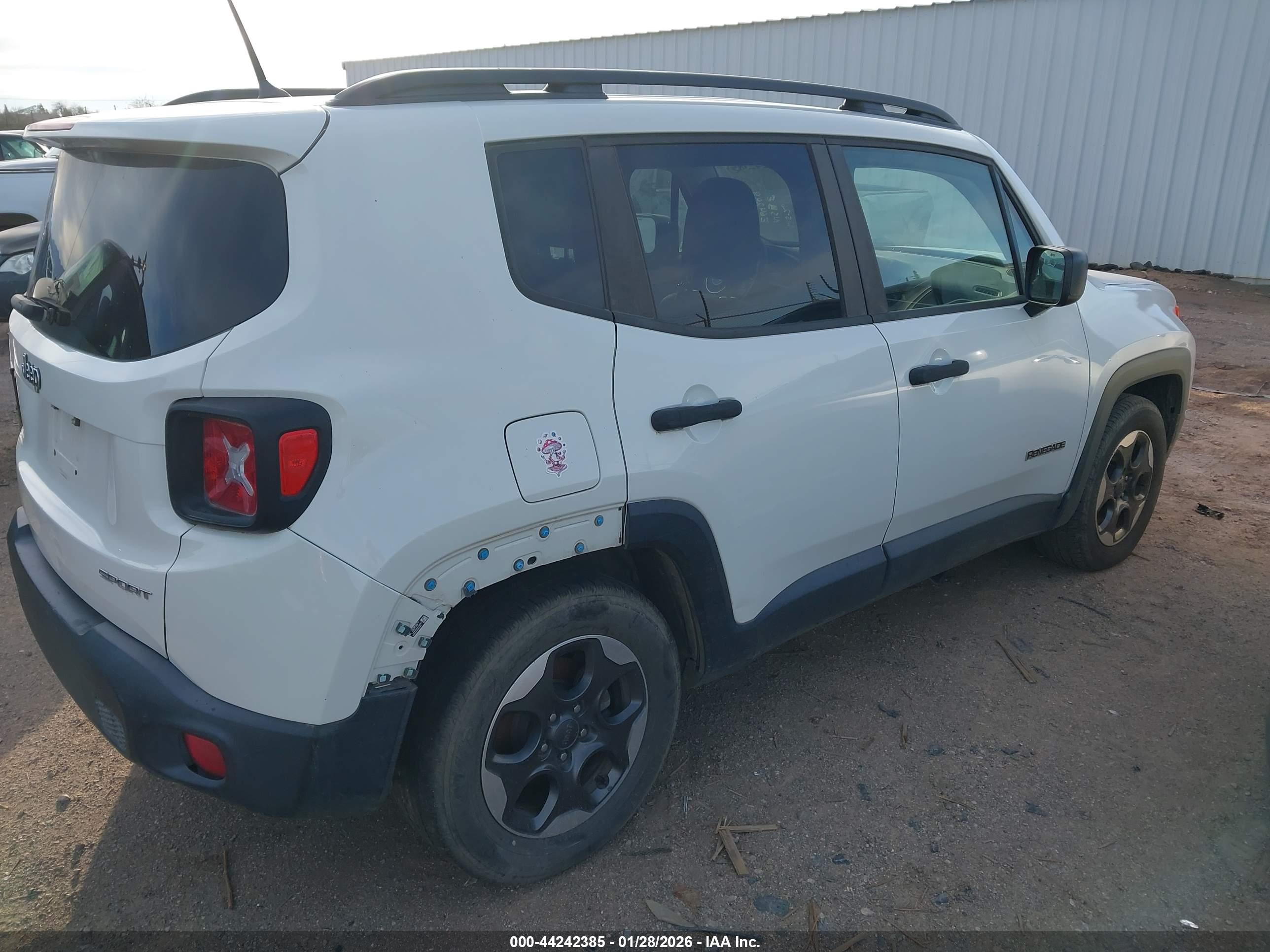 JEEP RENEGADE image 4