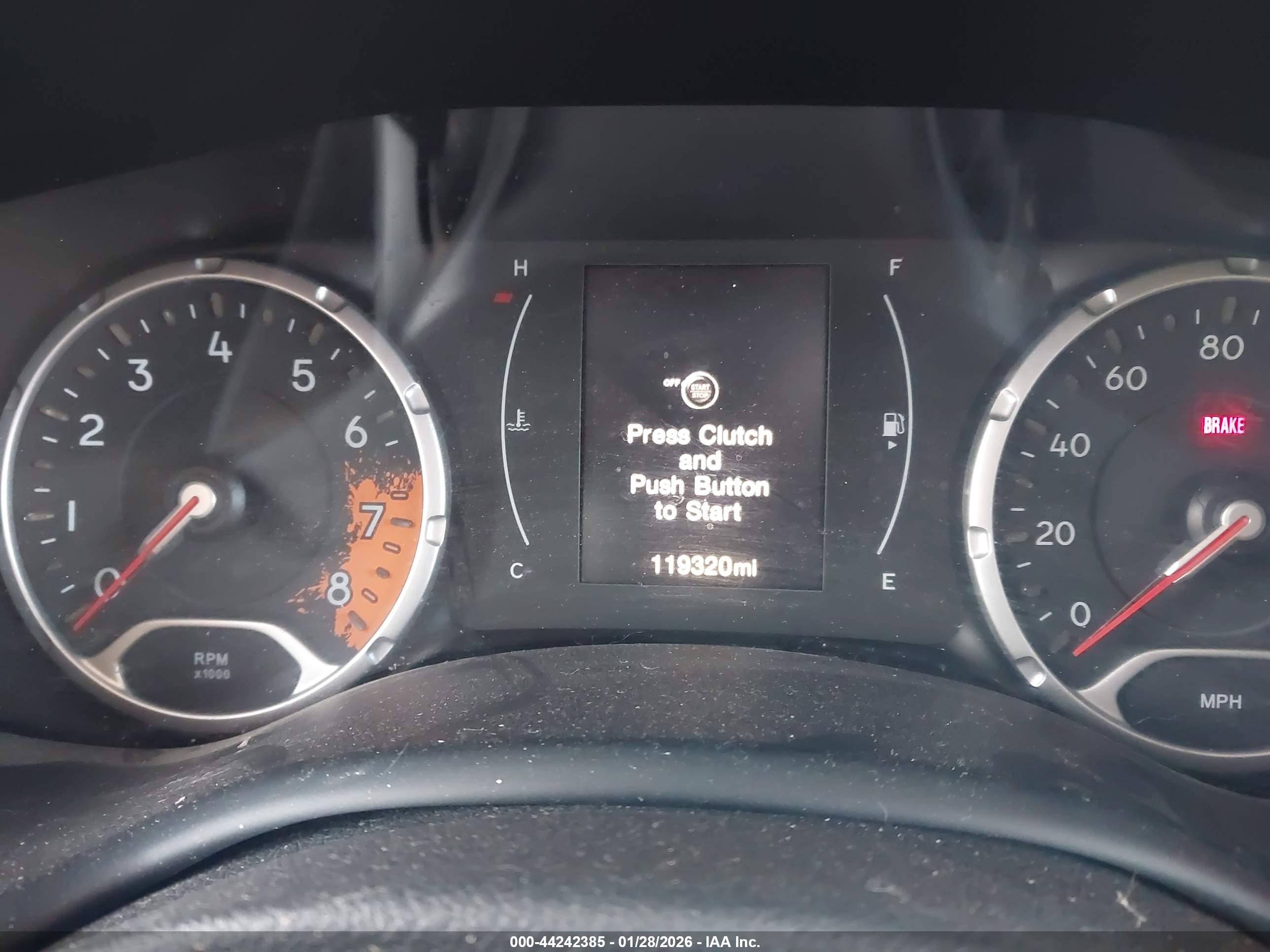 JEEP RENEGADE image 7