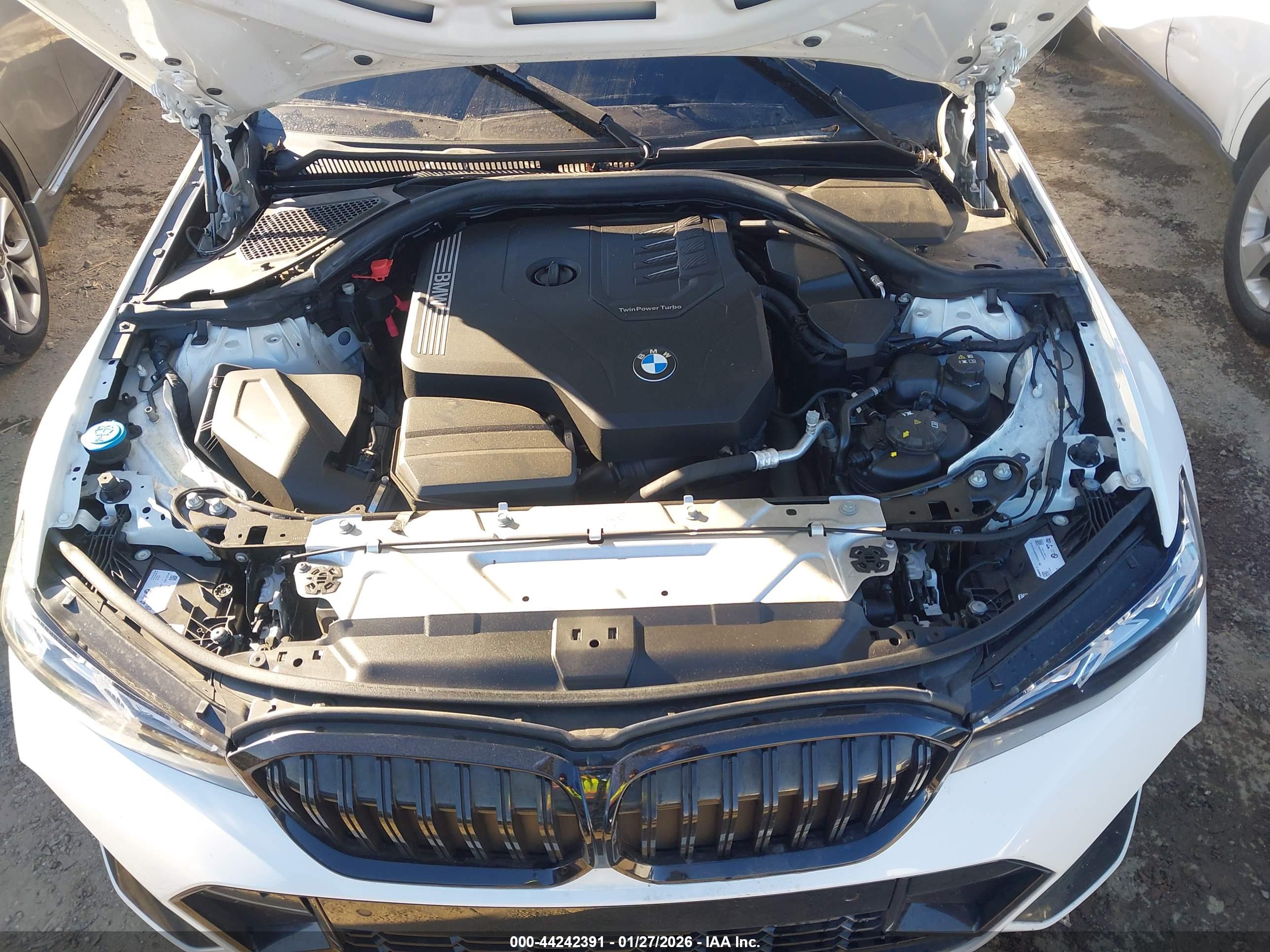 BMW 330I image 10