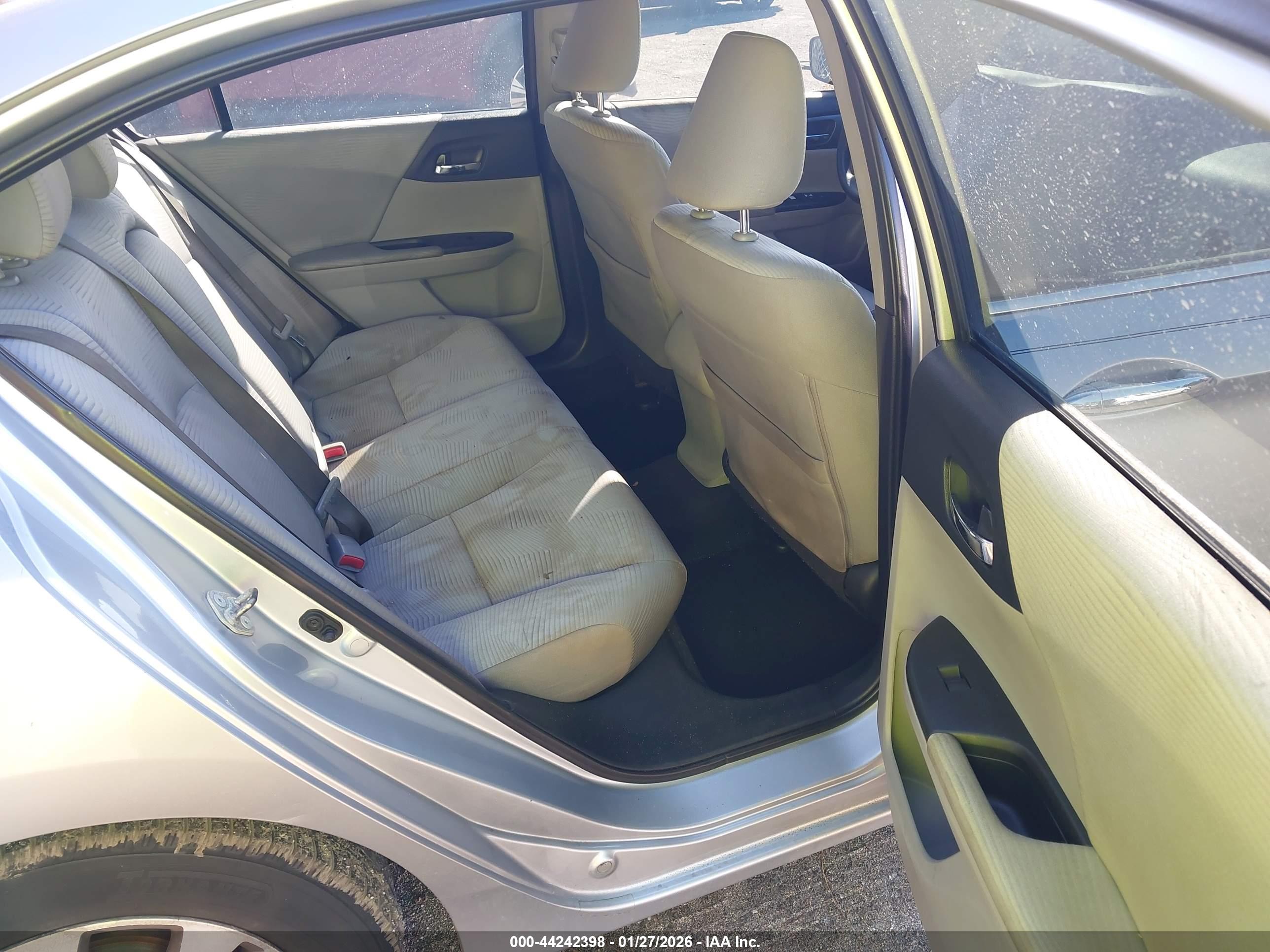 HONDA ACCORD image 8