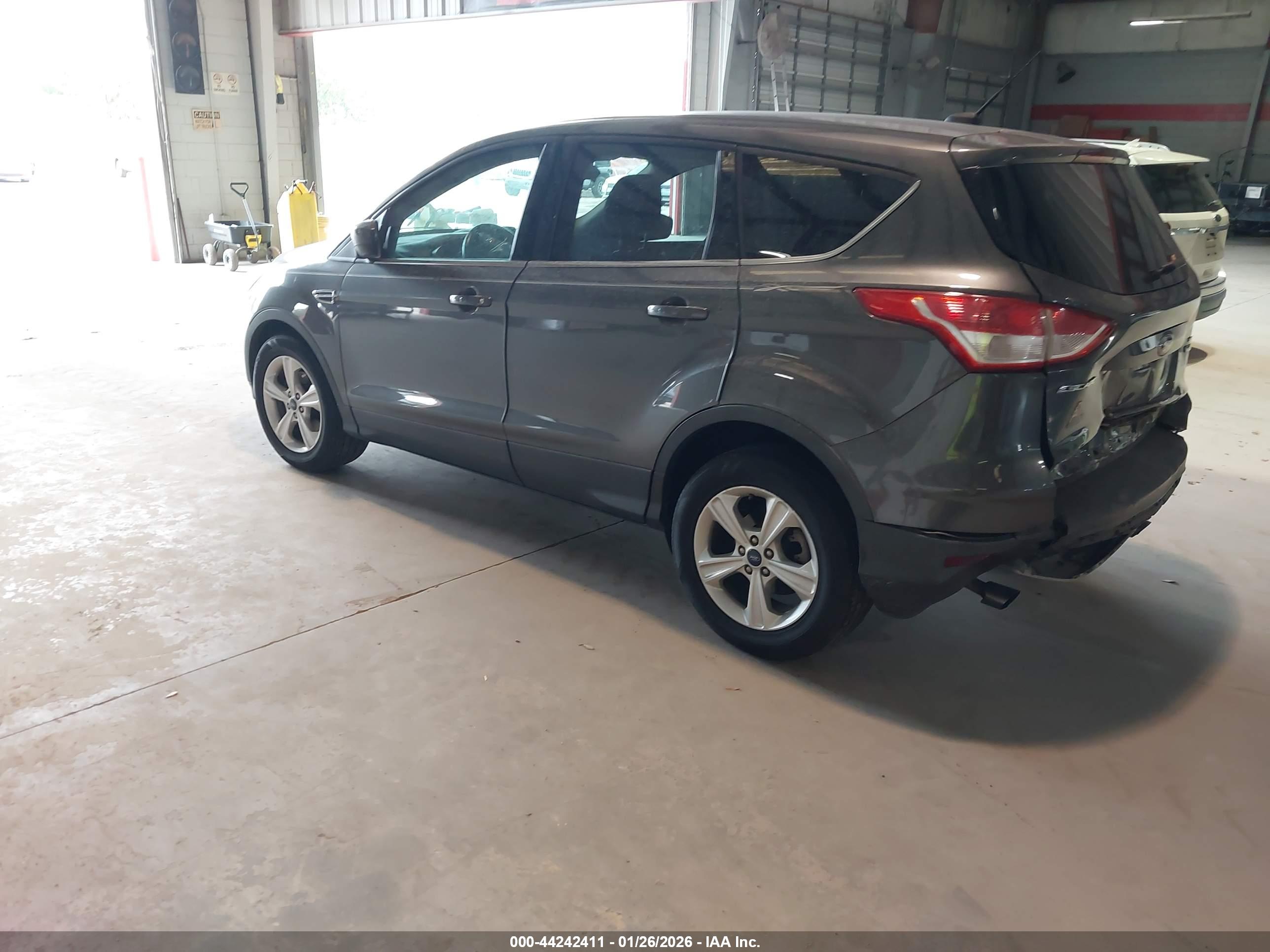 FORD ESCAPE image 3