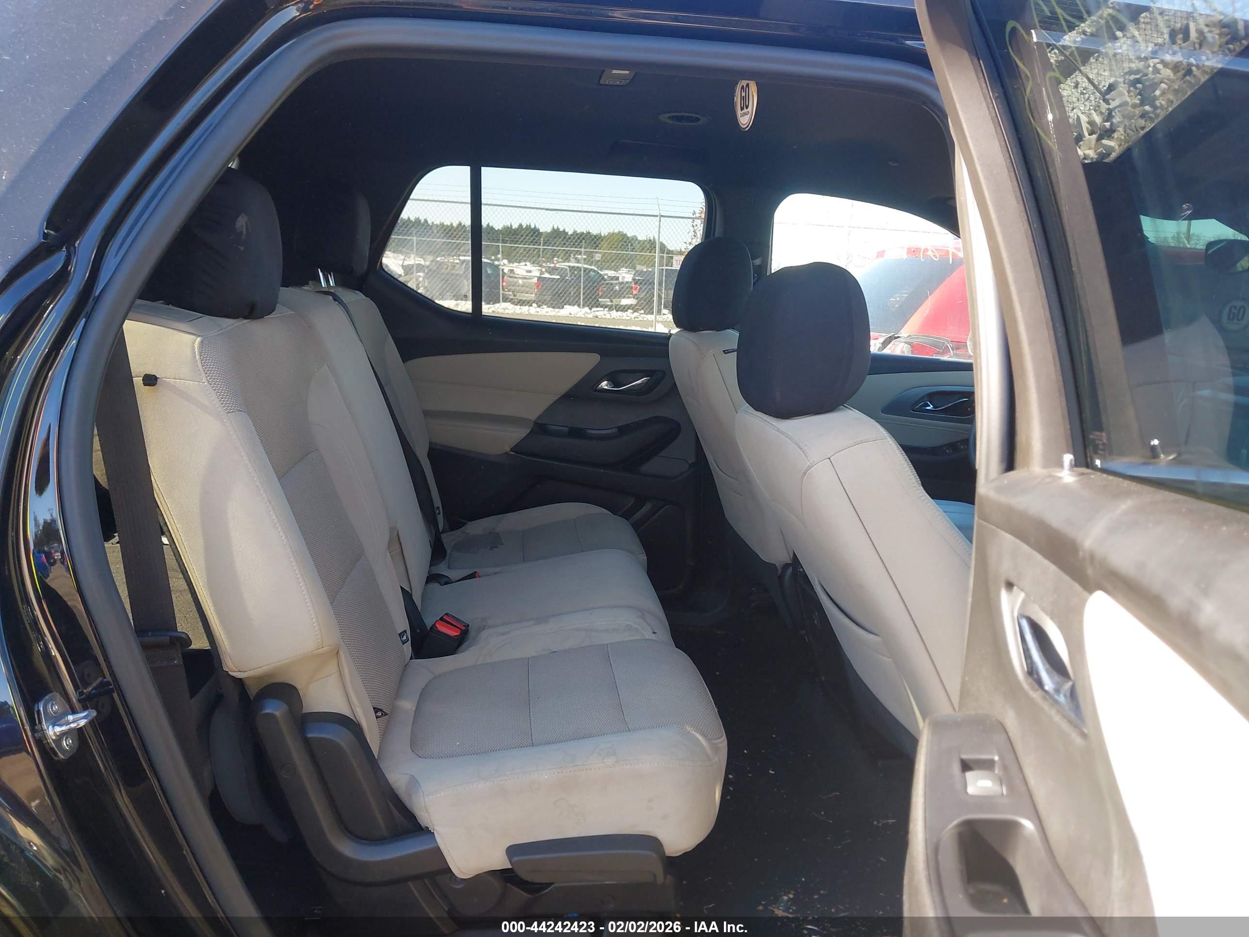 CHEVROLET TRAVERSE image 8