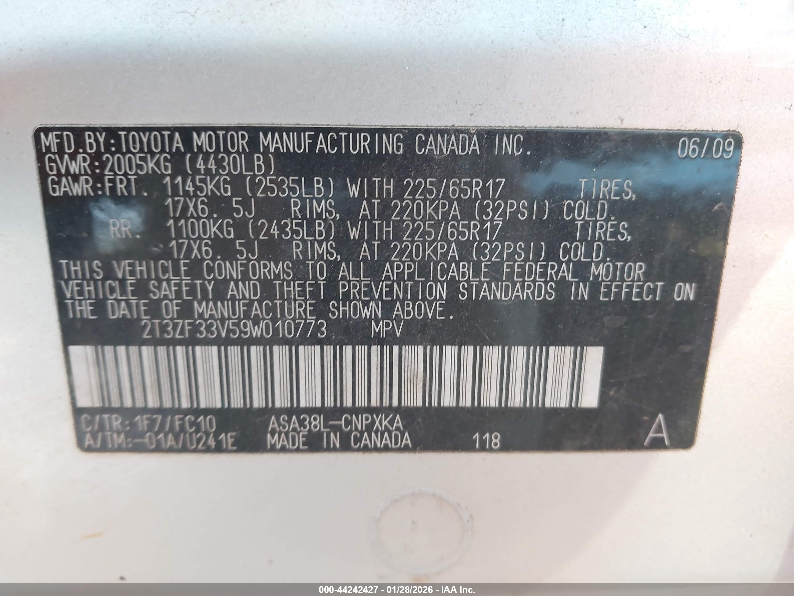 TOYOTA RAV4 image 9