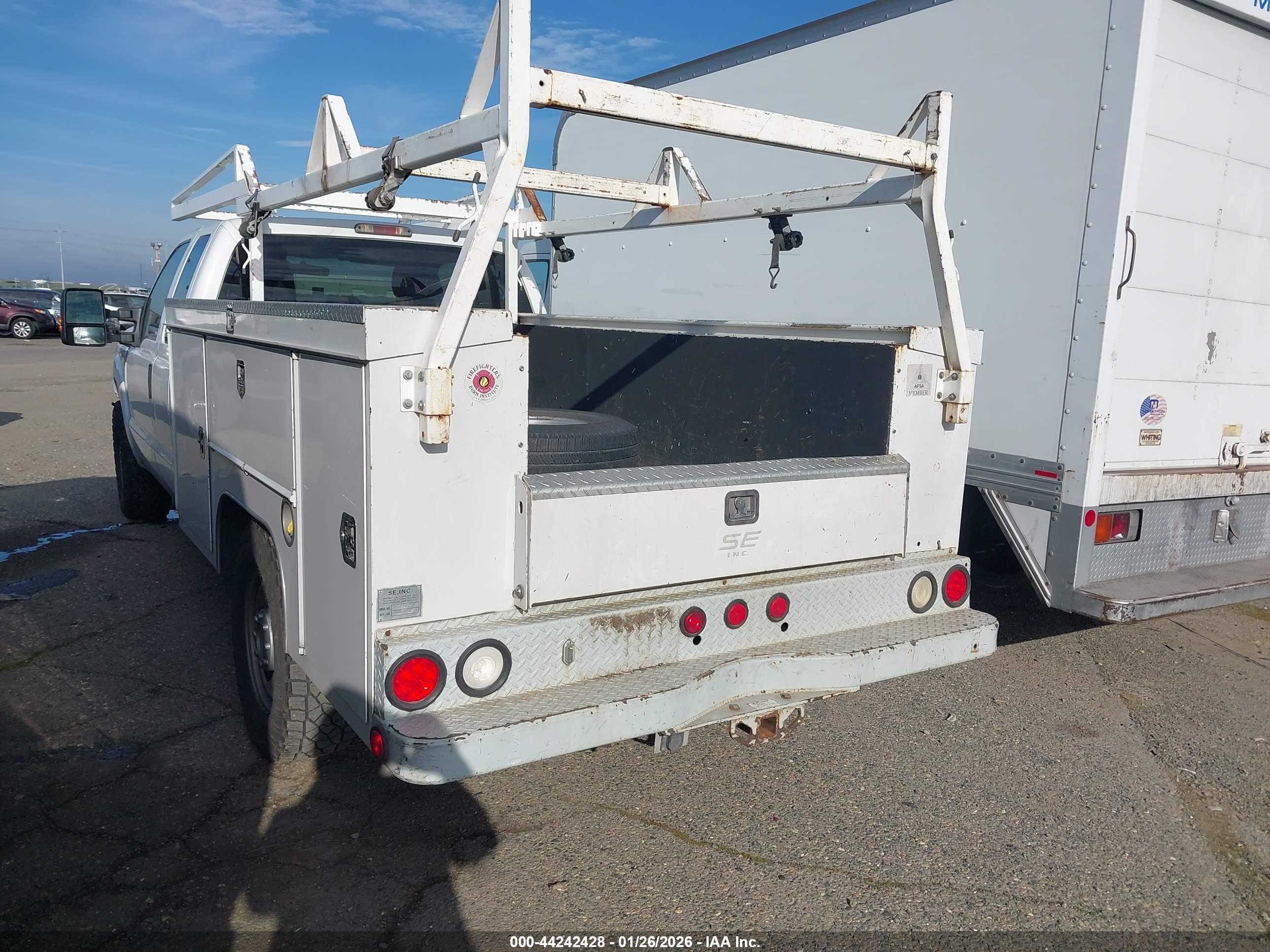FORD F-350 image 3